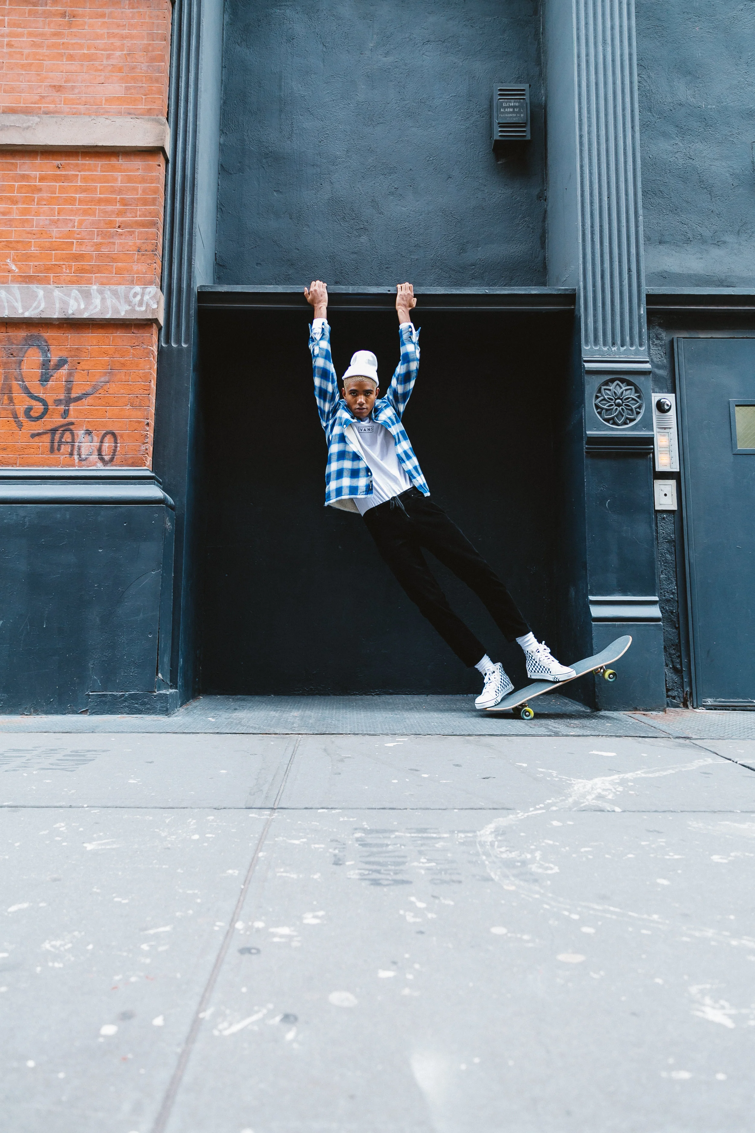 FOOT LOCKER X VANS 
