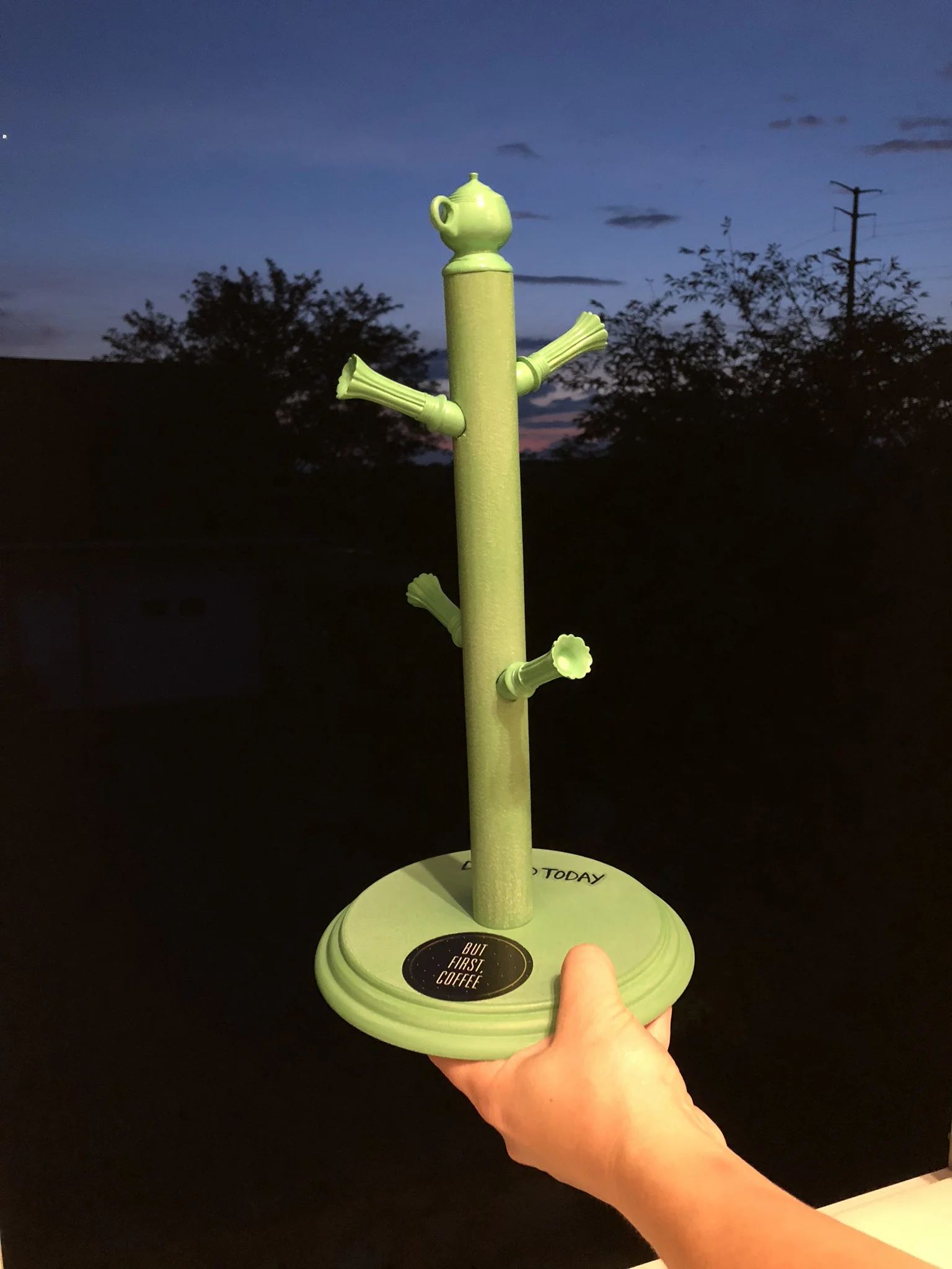 mint-colored mug holder