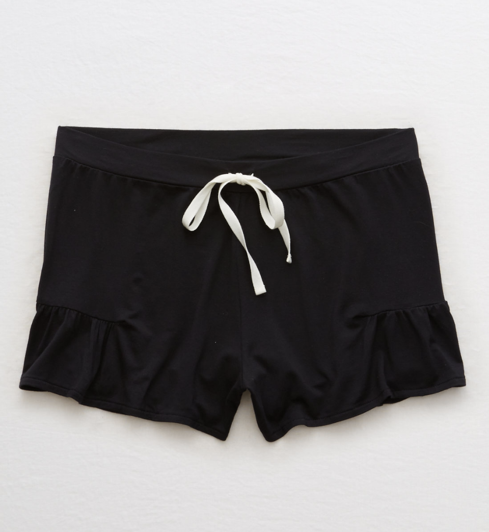 aerie ruffle short.png