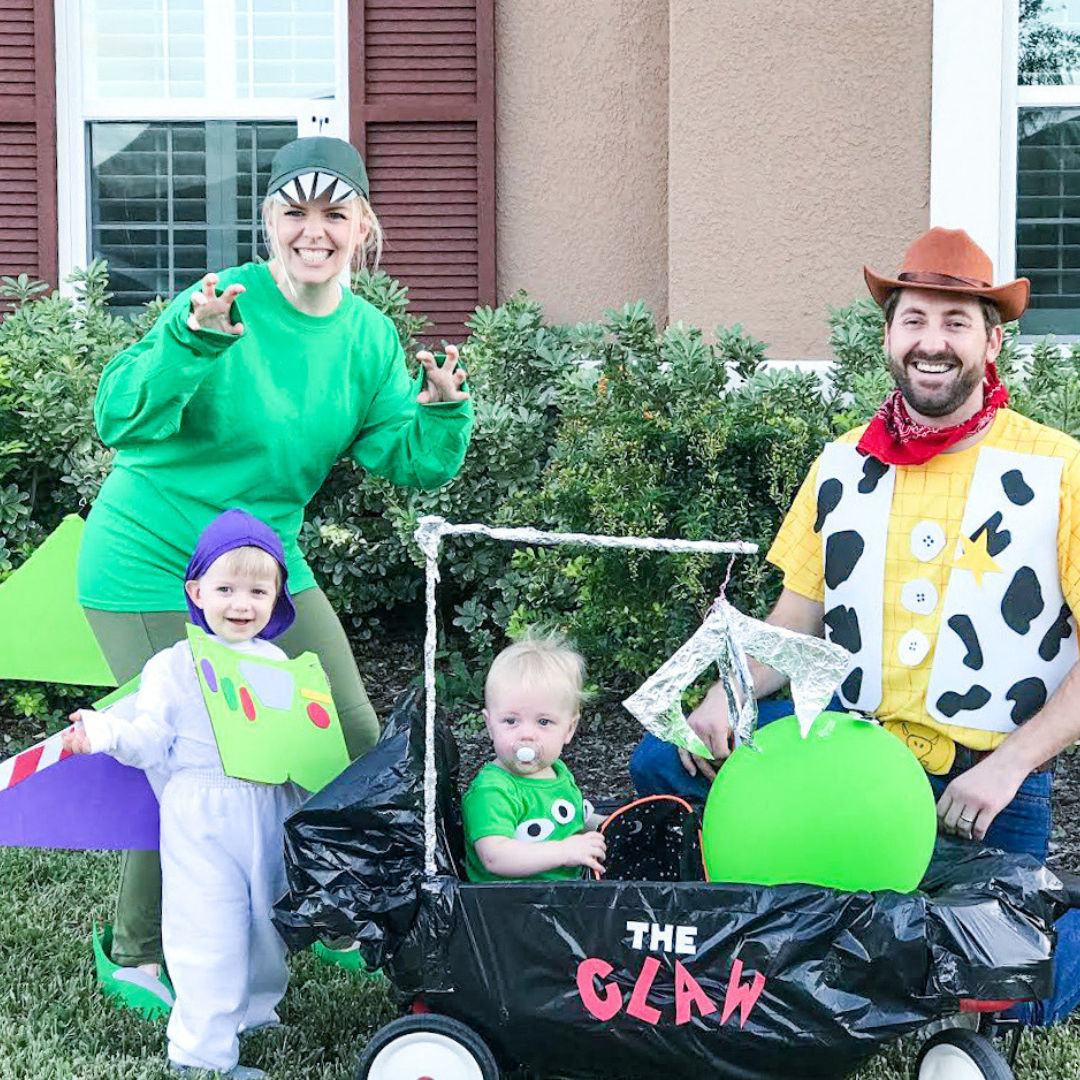 2018 Family Costume Reveal : Toy Story — That Millennial Momma