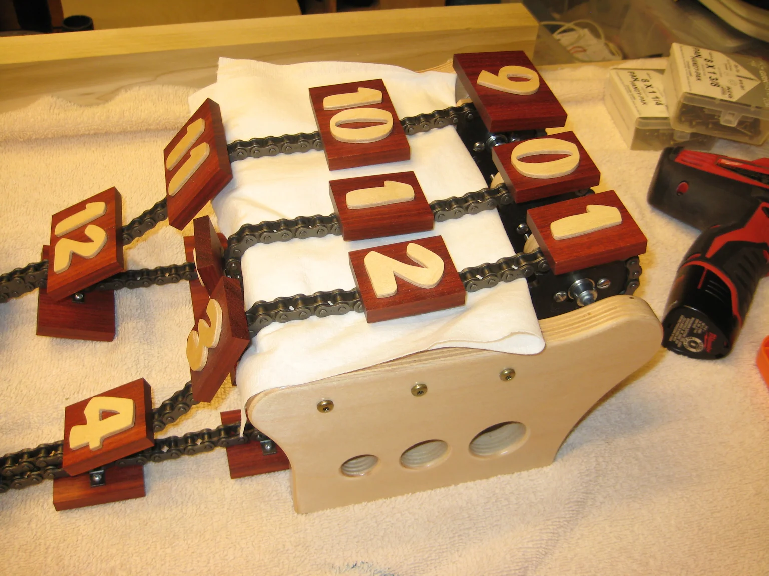 ChainClock-7.1-50.jpg