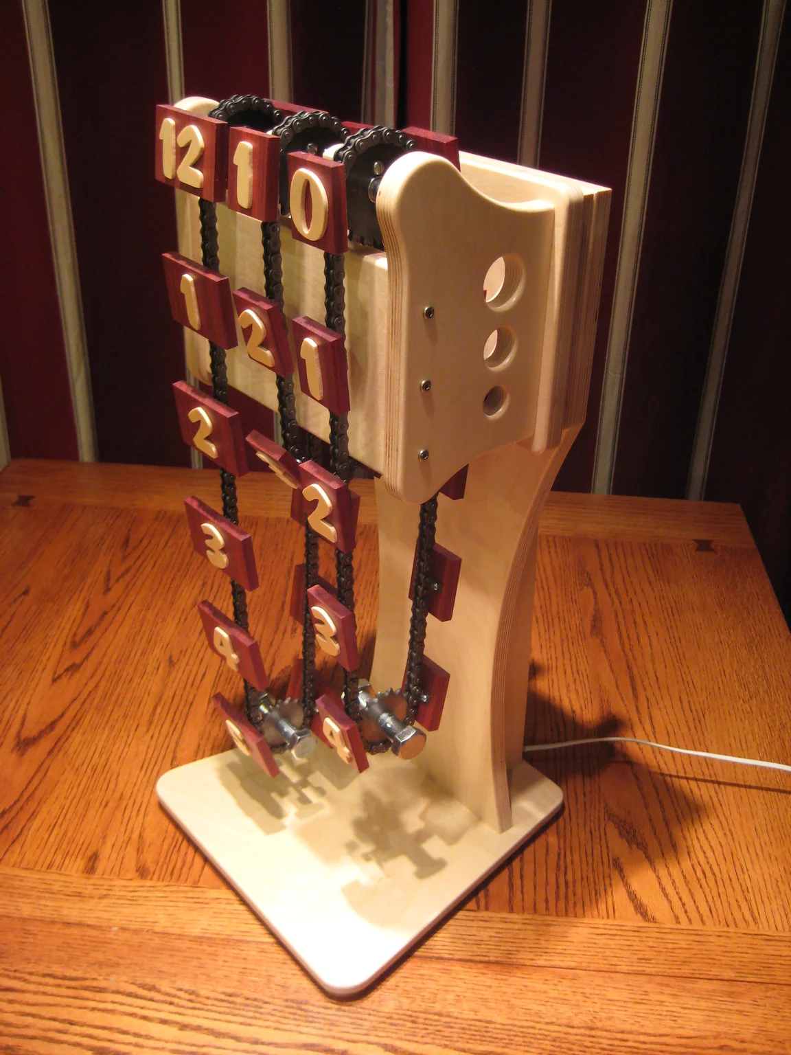 ChainClock-13.3-50.jpg