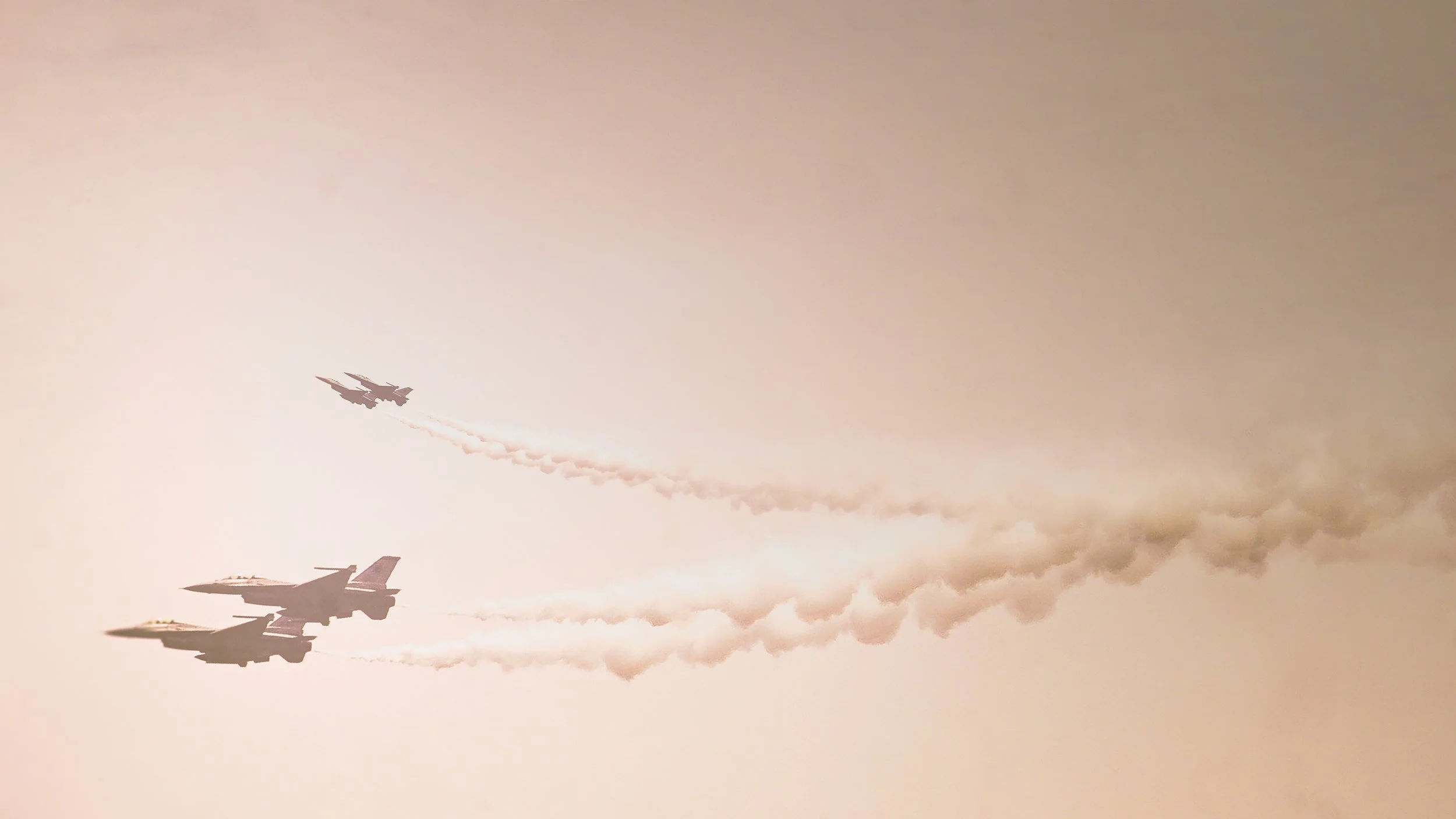 F-16.jpg