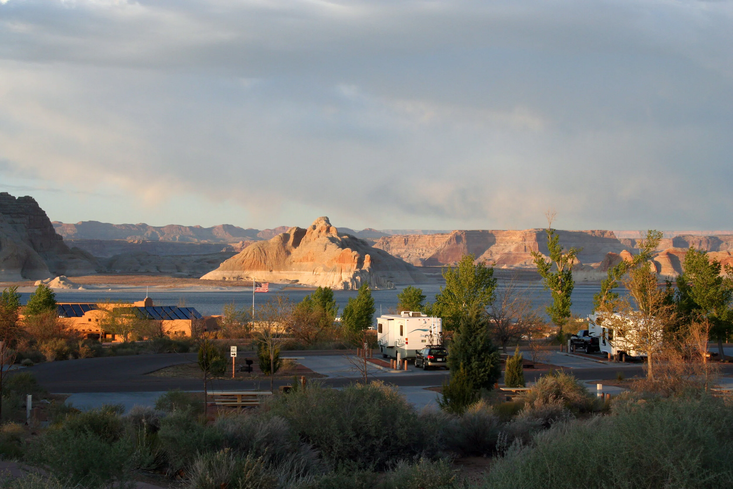 NPS Wahweap_04-16-08 213.jpg