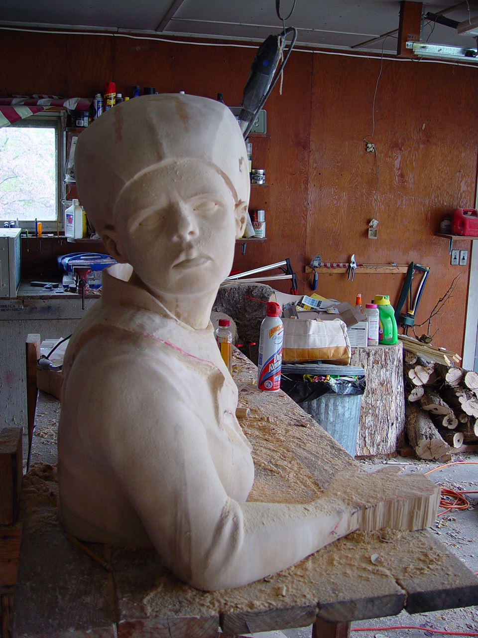 queen sculpture in progress seven