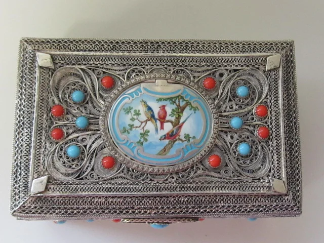 No. 005 Silver Filigree Single Bird Box