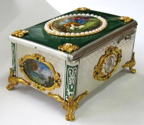 No. 007 The Verdant Box