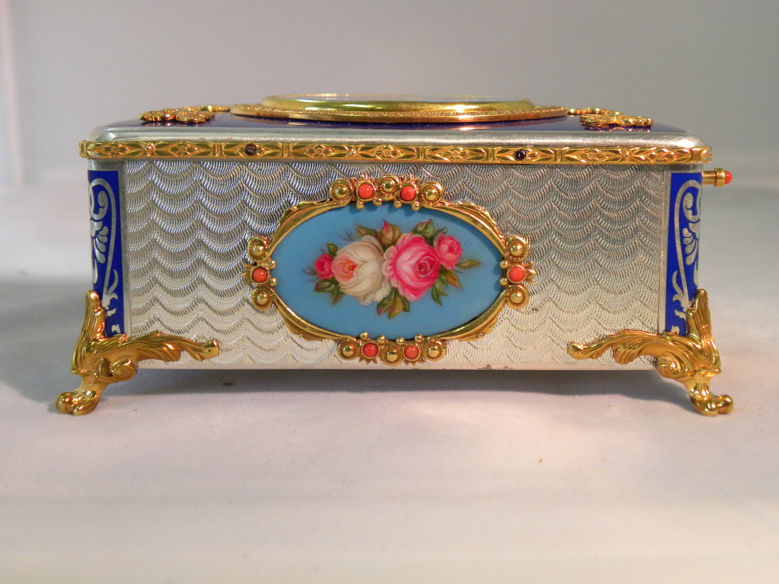 No. 014 The Rose Box