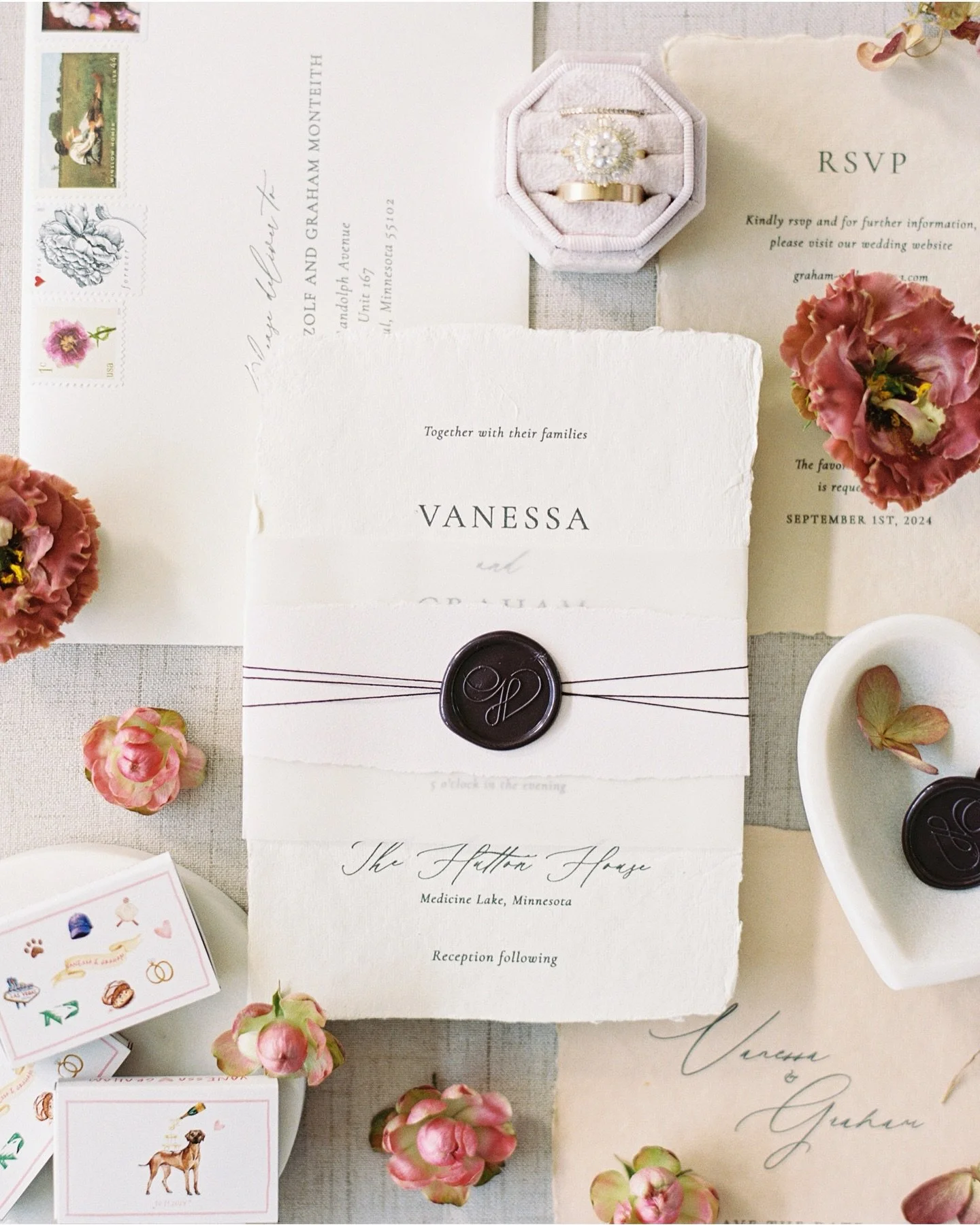 When the detail shots are this good, it&rsquo;s impossible to highlight just one. V+G were blessed with the most beautiful day for their fall wedding. And there&rsquo;s still so much to share from this day!! For now, enjoy these precious moments. 

P