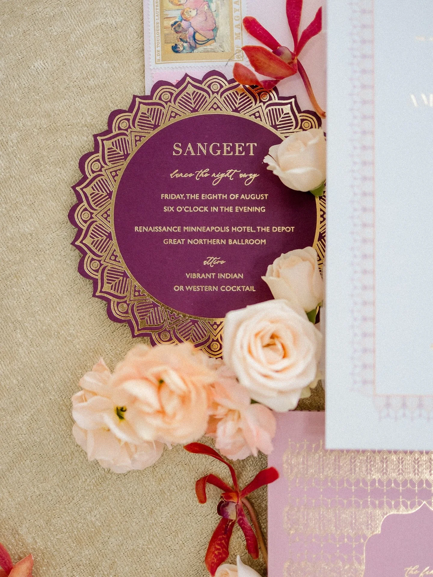 When every detail counts. Gorgeous Indian wedding workshop by @greengoddessfloral features this stunning invitation suite I created for clients of mine who are tying the knot this weekend!

Photography @alexandrarobynphoto 
Florals @greengoddessflora