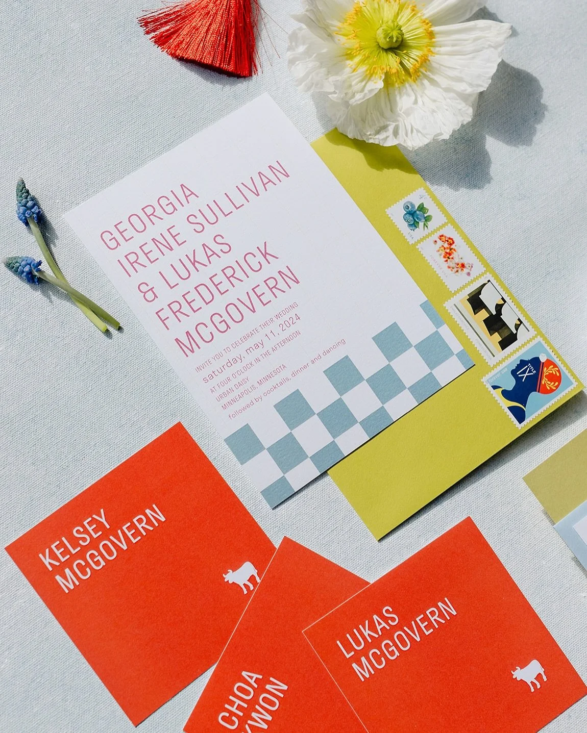Still obsessing over this one. The mosaic tiling and pops of color are too good to forget 🦋🌳🌹And it&rsquo;s the highest compliment when your guests feel the same! Lasting impressions go a long way. 

Planning + Design @empiriastudios 
Photography 