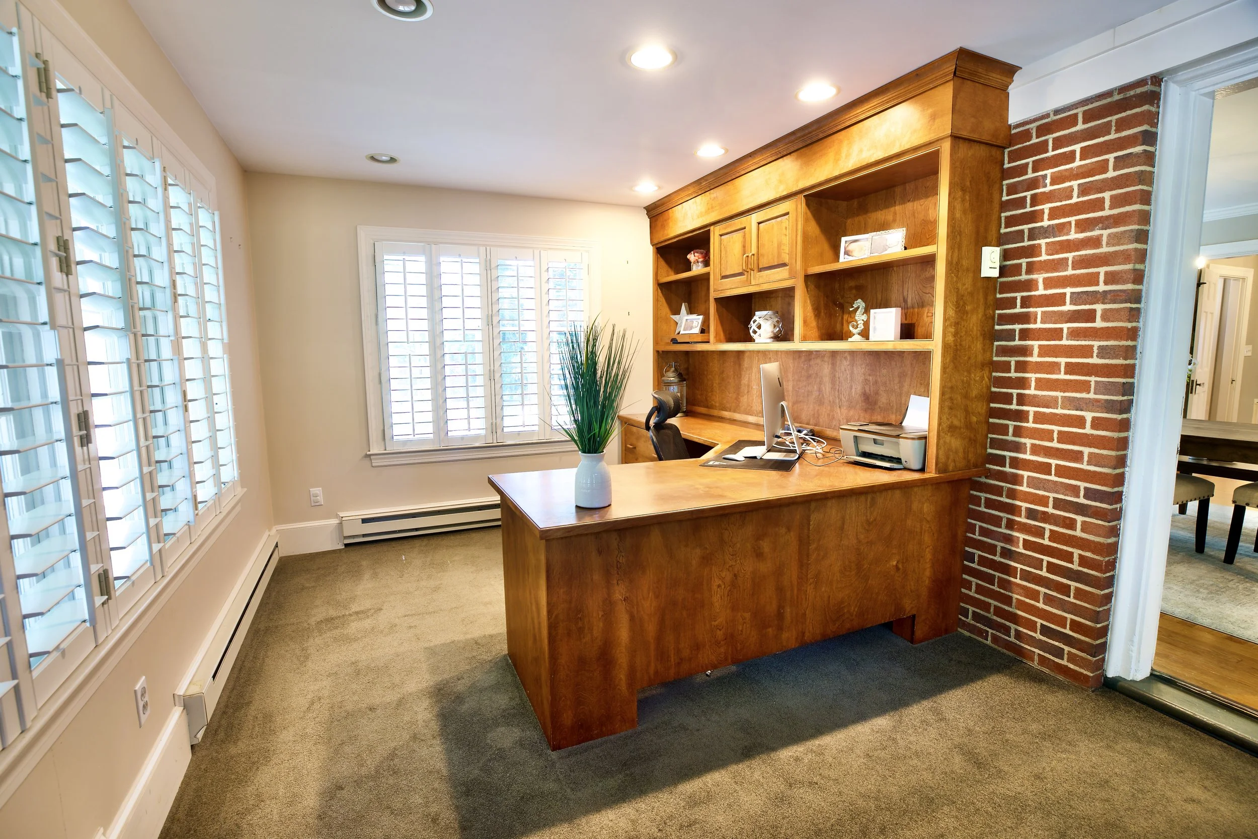 40 Glendale Road Marblehead, MA For Sale — Generating Media