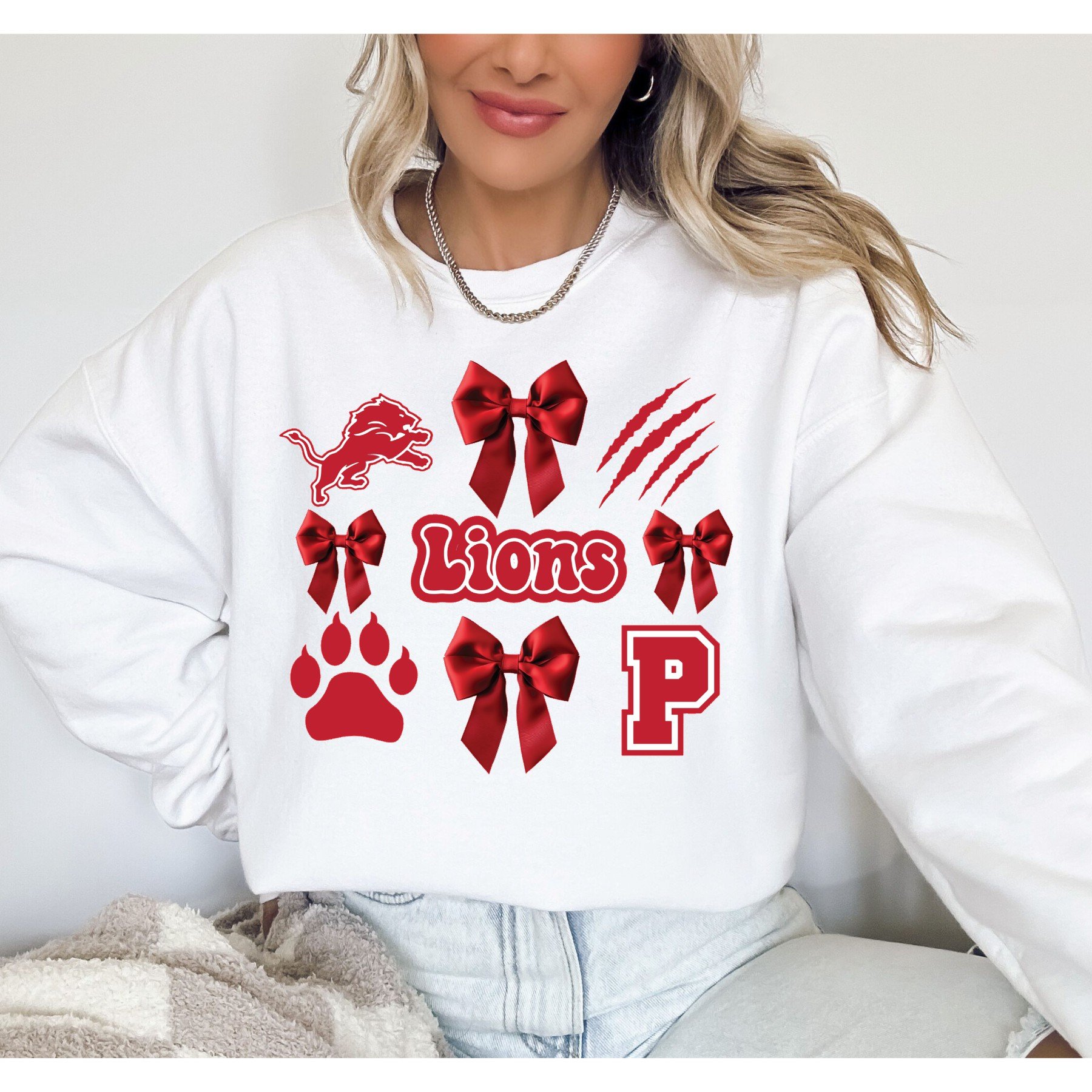 lions red bows white fleece .jpg