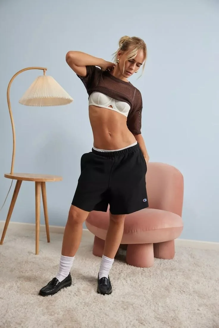 Champion UO Exclusive Mesh Cropped Tee (1).jpeg