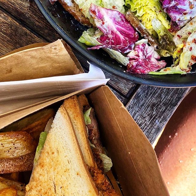 The food at Astir Beach was fabulous! Still dreaming about the club sandwich stacked high with the crispiest chicken, bacon, turkey, and hard boiled egg. Delish! 😋  #astirbeach #athensriviera #beachlife🌴 #beachfood #caesarsalad #clubsandwich #lunch