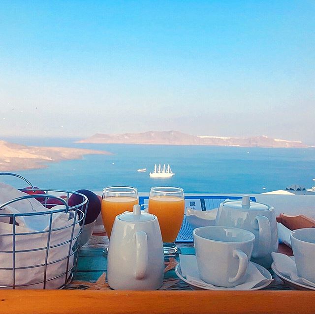 Morning view in Santorini... #santorinigreece #santorini #greece #fira #kamaresapartments #islandlife #vacation #sea #travel #vacation #view #greekislands #instaview #instatravel #travelgram