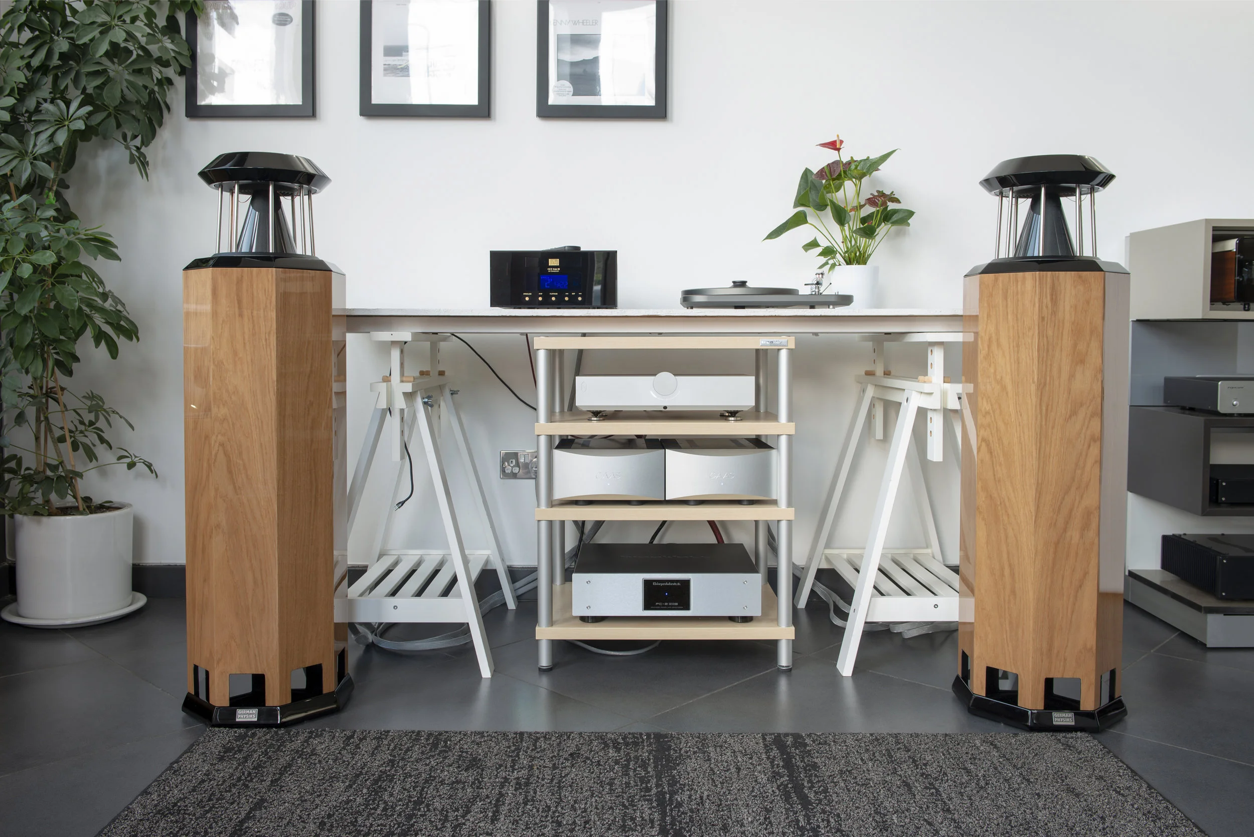 HRS-130 loudspeakers go to Scotland