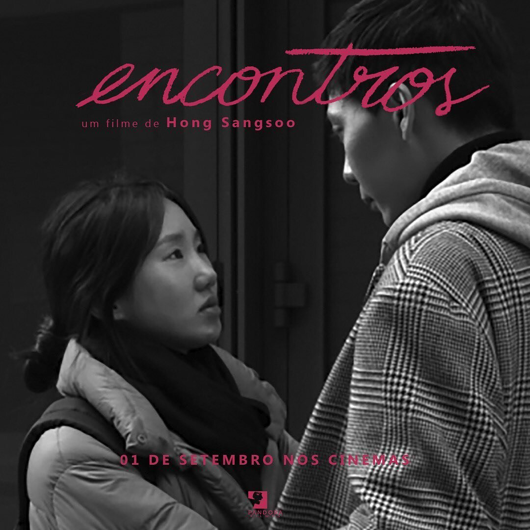 Pelas palavras do cr&iacute;tico brit&acirc;nico Peter Bradshaw, &quot;Encontros&quot; de Hong Sang-soo, ocupa um lugar delicado entre a magia e a poesia, entre a inconsequ&ecirc;ncia e a epifania. Uma linguagem cinematogr&aacute;fica inquestion&aacu