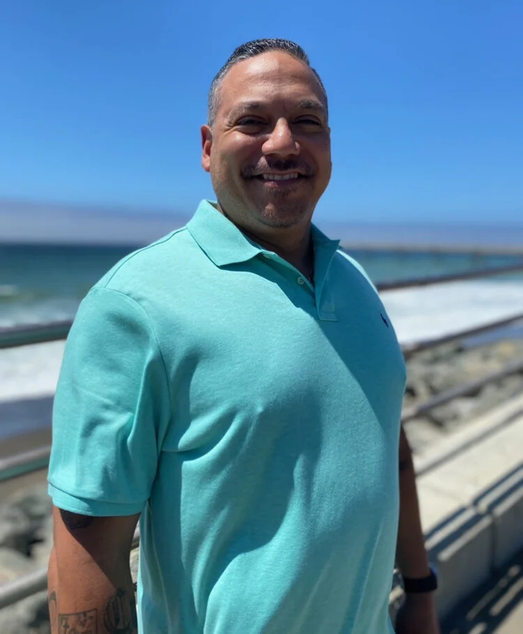 David Rios — ocean yoga & massage