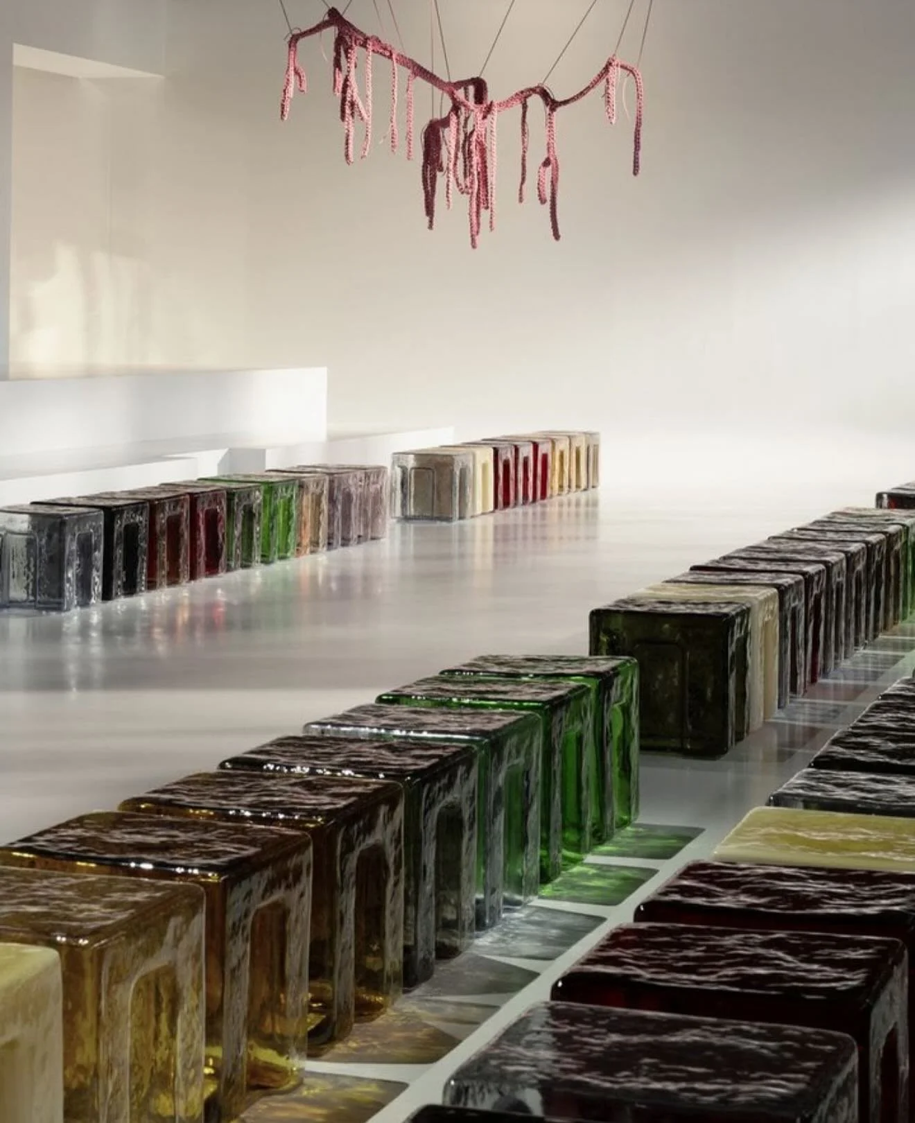 Think Fellini, but make it fashion. Custom Murano glass cubes for @newbottega by @6am_glass &mdash; design never looked so dolce