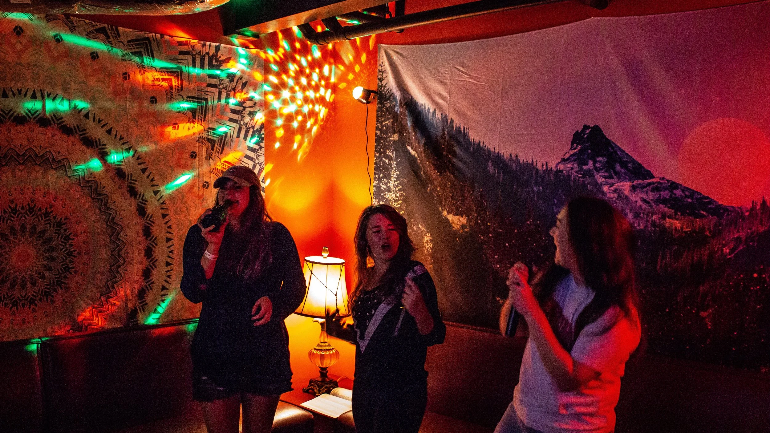 Book Your Room — Renos Karaoke