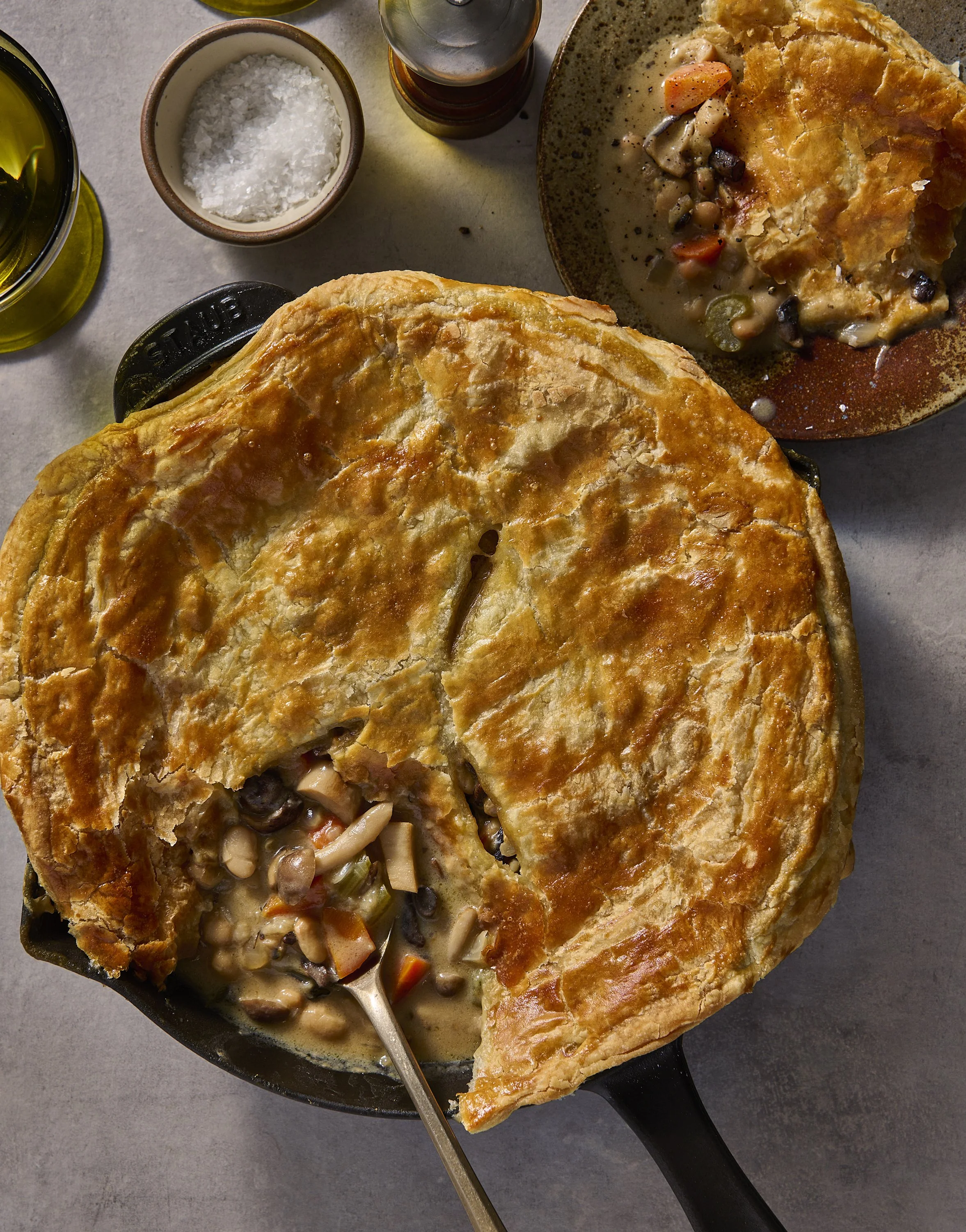 mushroon-pot-pie-page120-2689.jpg
