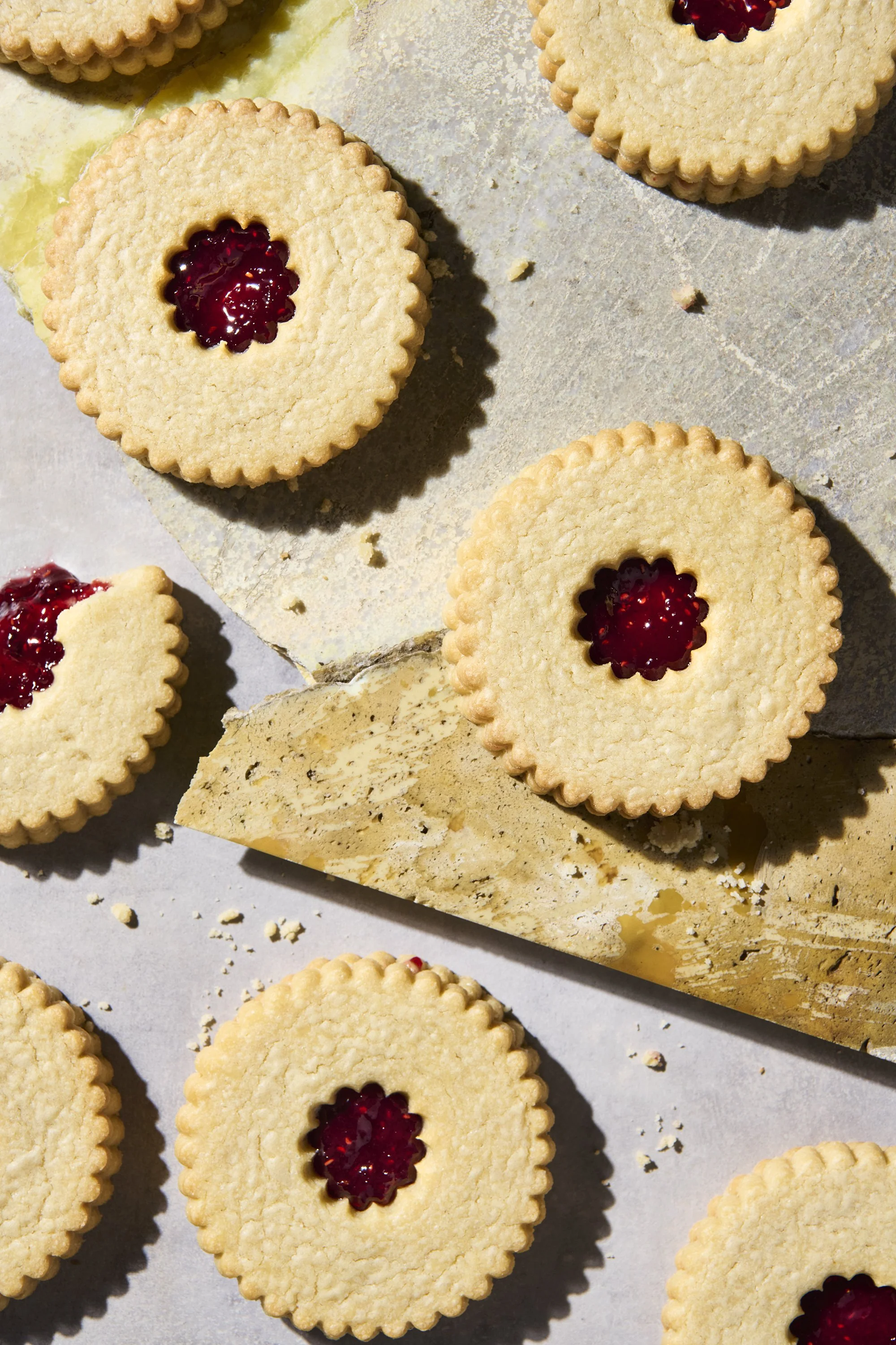 Deluscious_2023_DavidKoungPhotography-Raspberry-Shortbread-0042.jpg