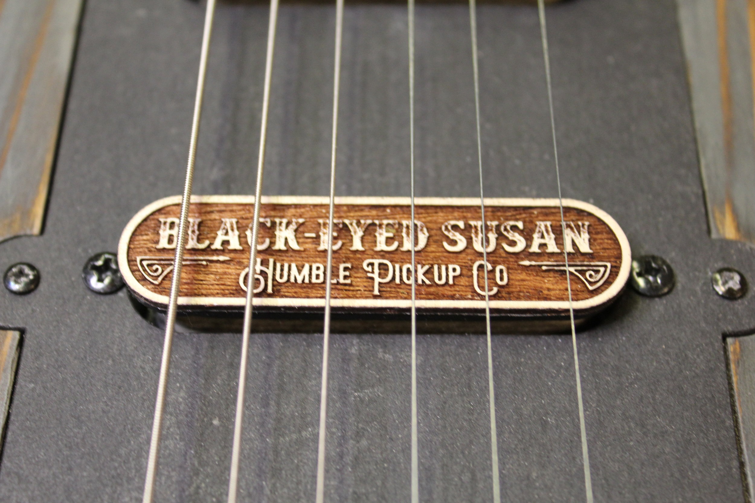  Vintage White on Mahogany 