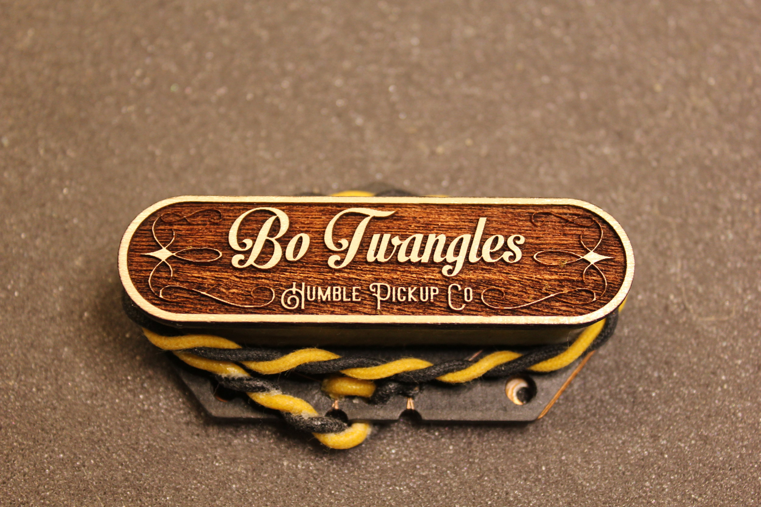  Vintage White on Mahogany 