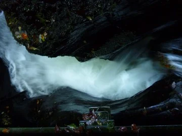 gorge-360x270.jpg
