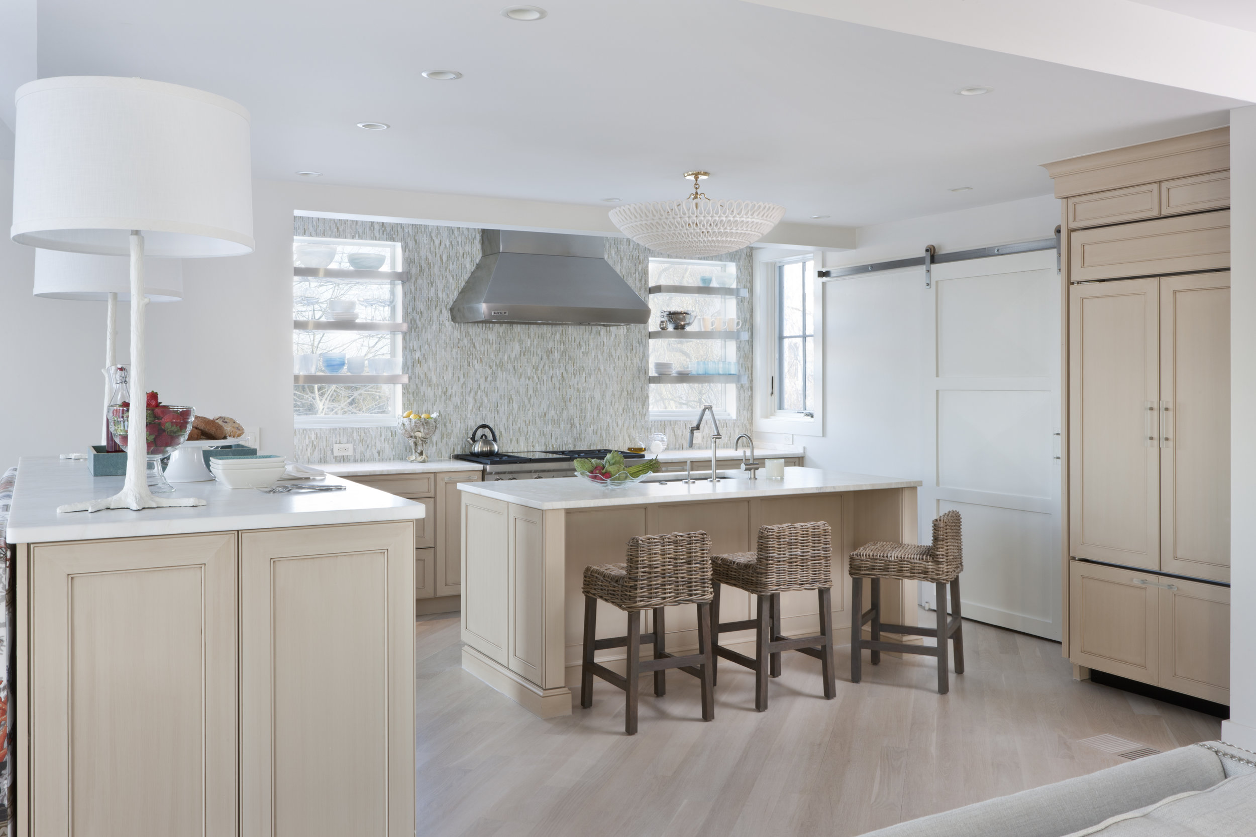 Beach-Inspired Kitchen 