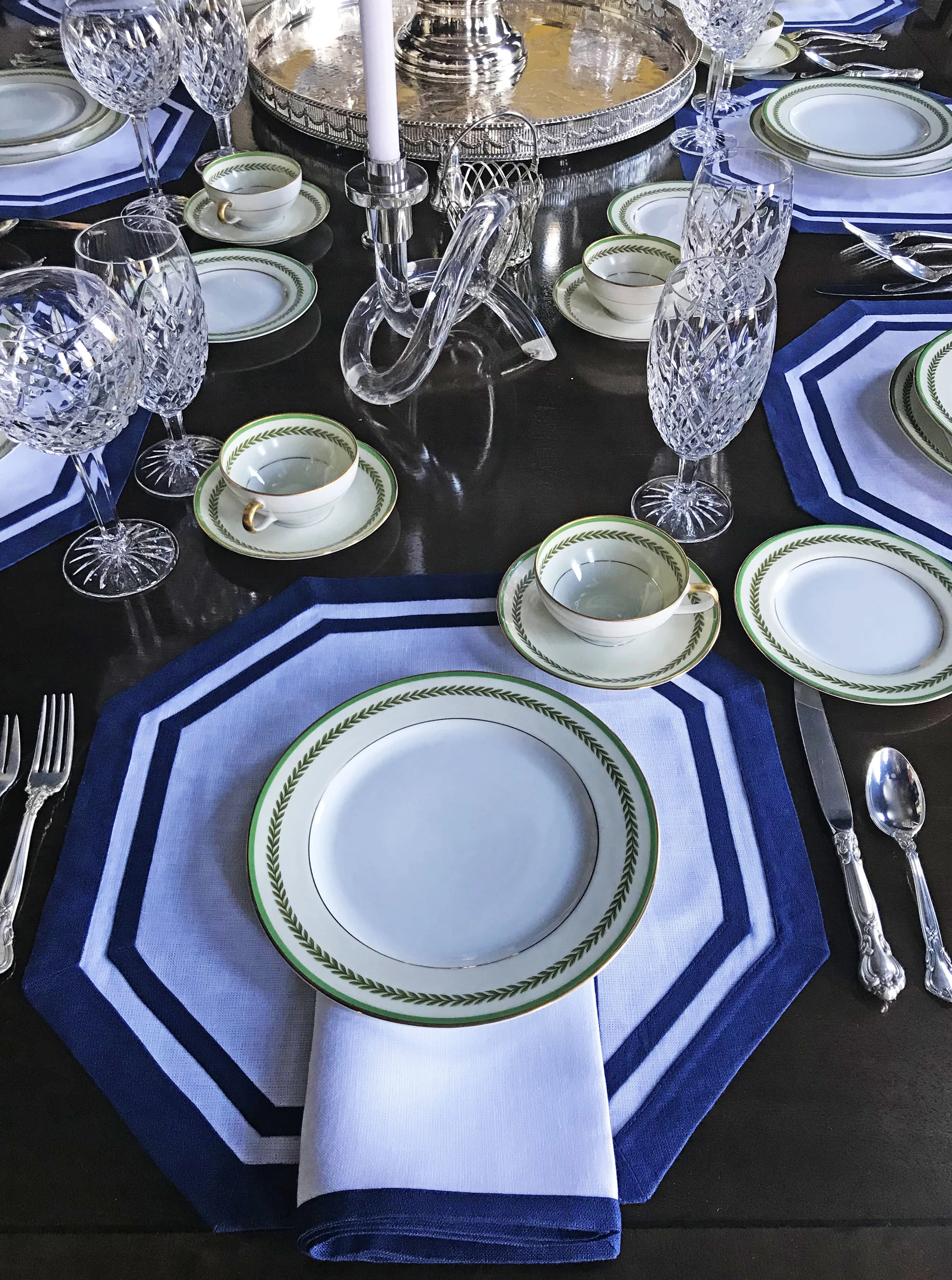 017 - Place Setting.jpg