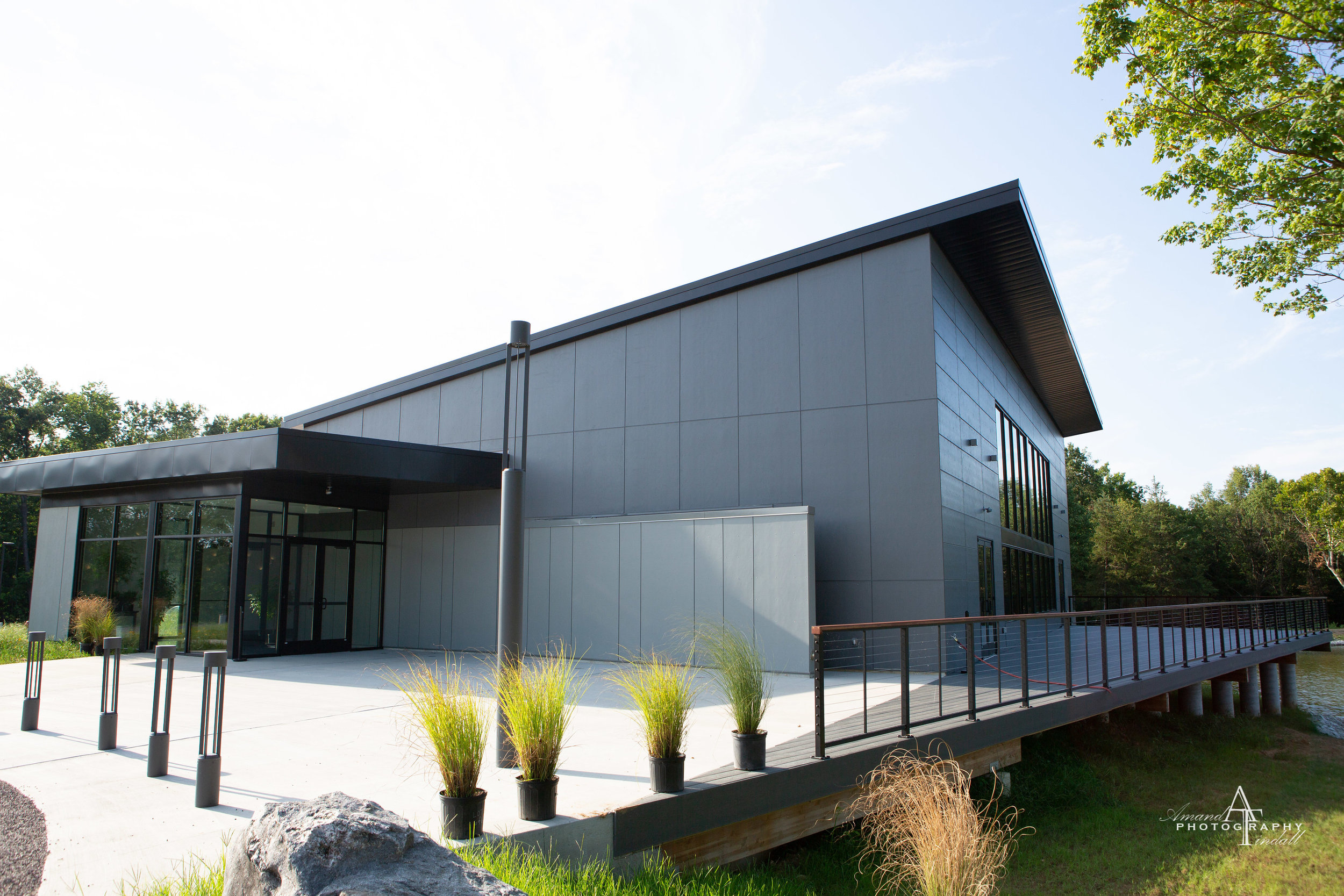 maison du lac.jpg