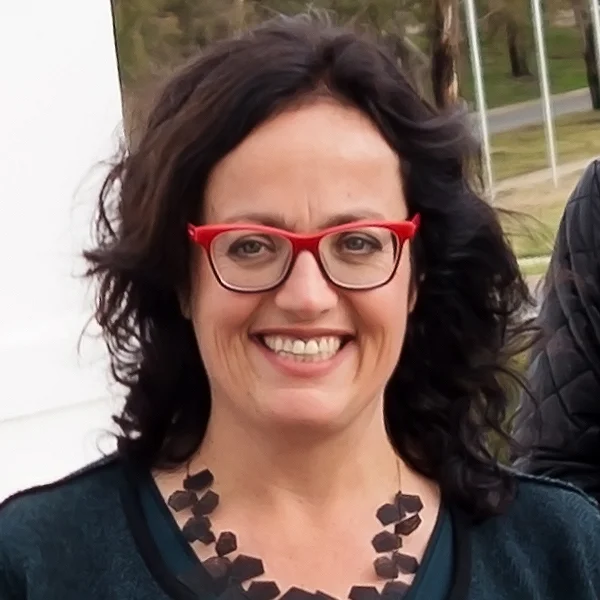 Nadine Flood