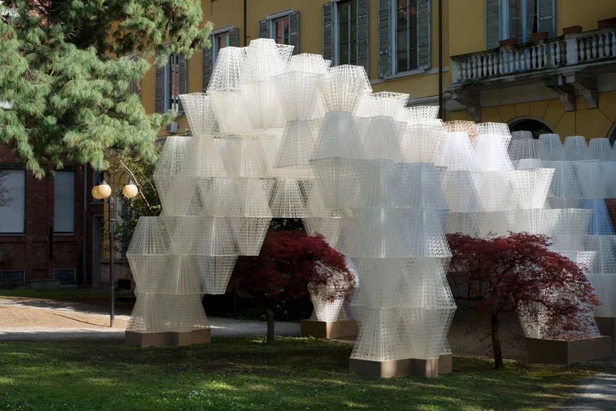 focus-archi-magazine-architecture-COS-x-Mamou-Mani-Conifera-ensemble.jpg