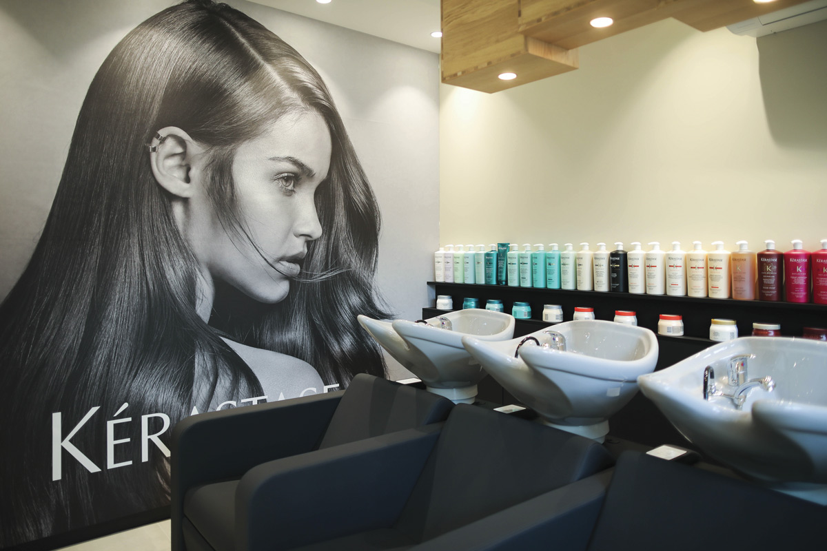 Echos_coiffure-magazine-Leonora-Hair-Artist--coin-shampoing-02.jpg