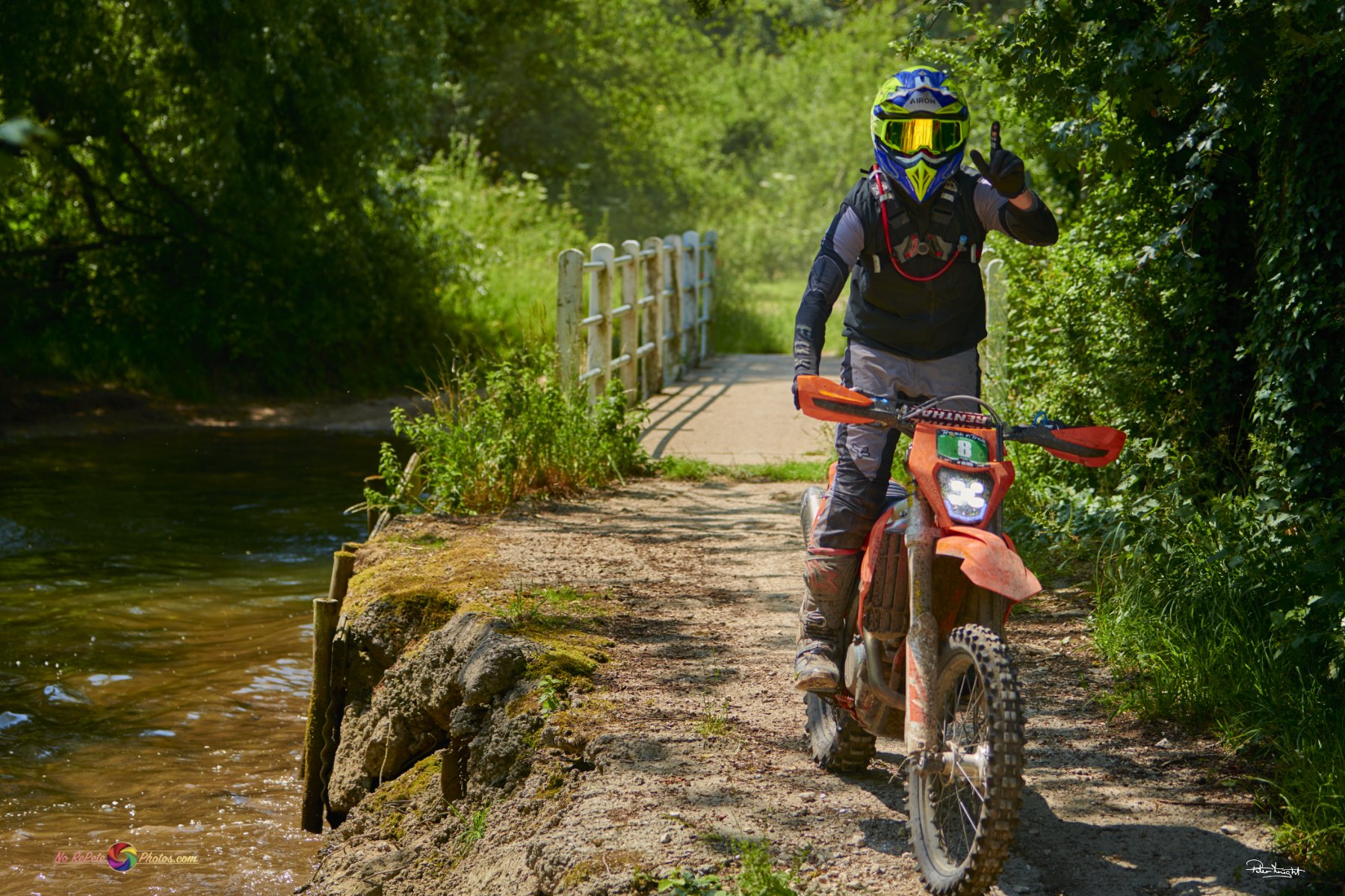 BP Enduro 93.jpg