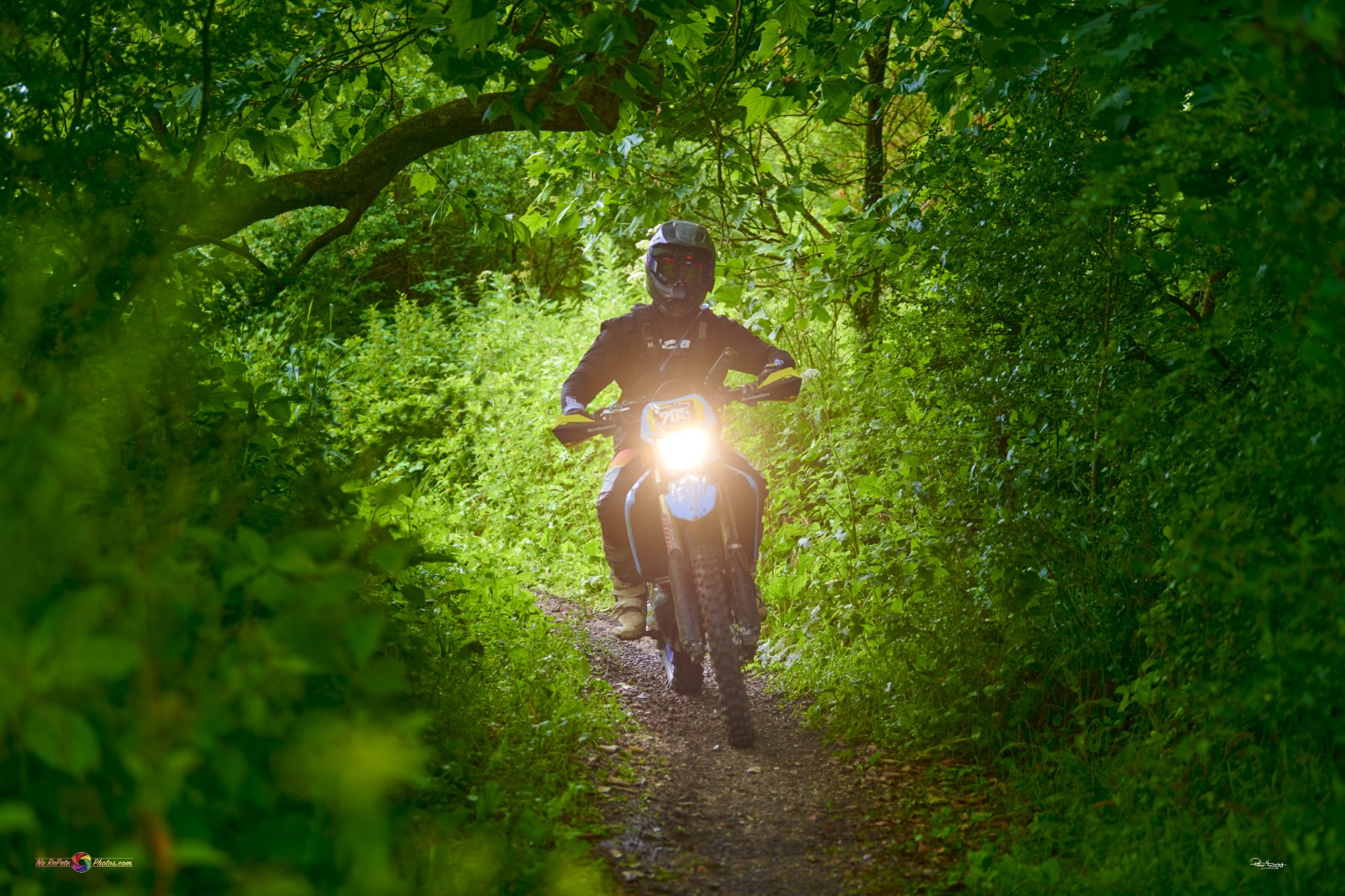 BP Enduro 33.jpg