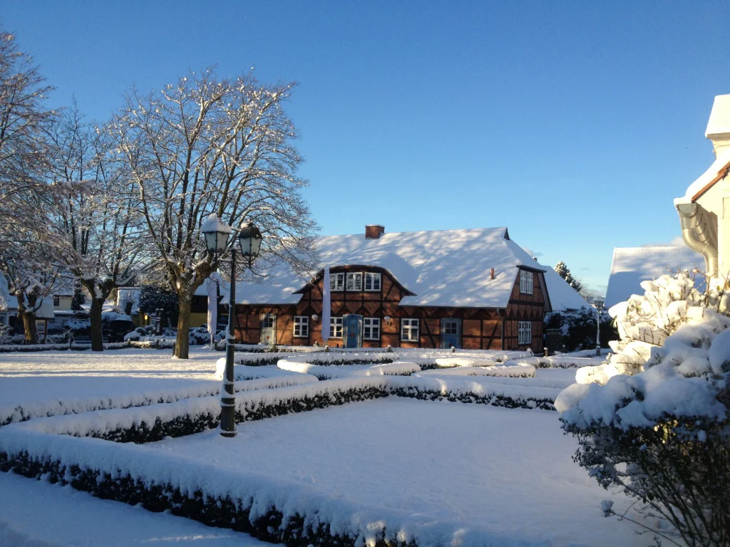 WinterPeterssonHof.jpg