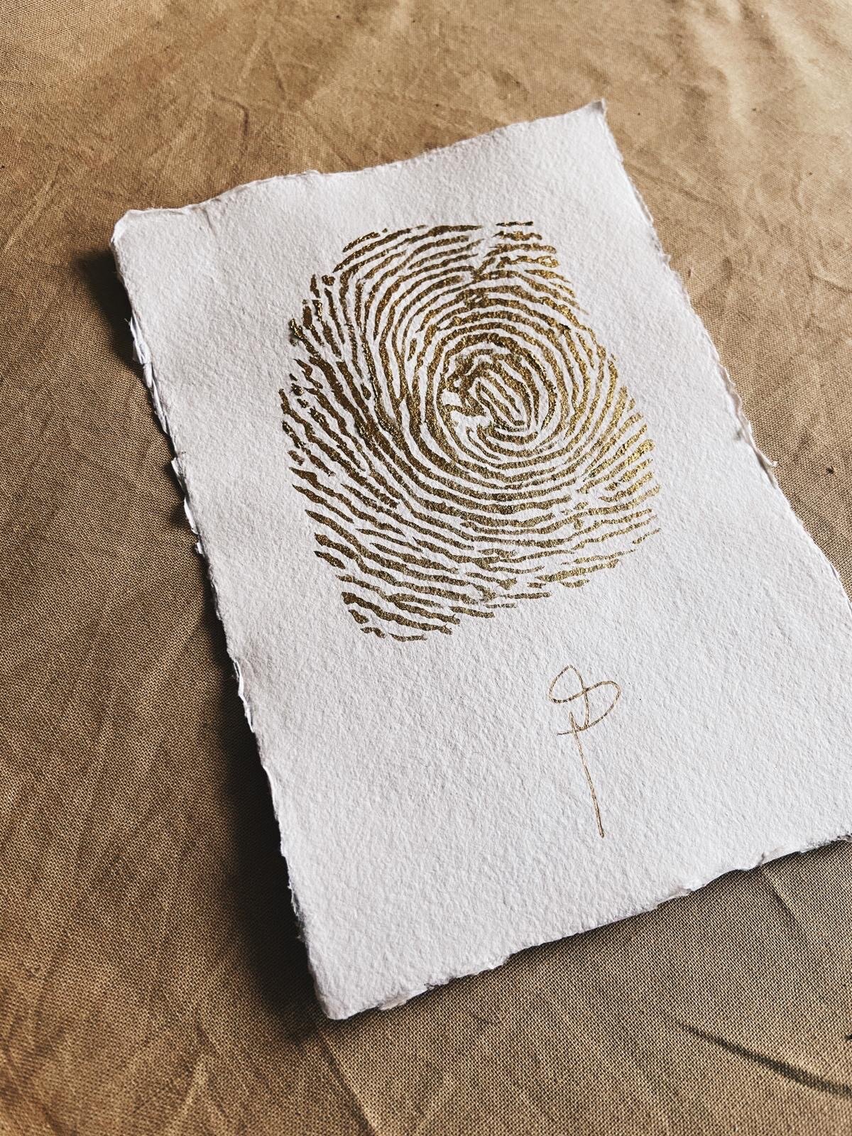 Golden painted Fingerprint 