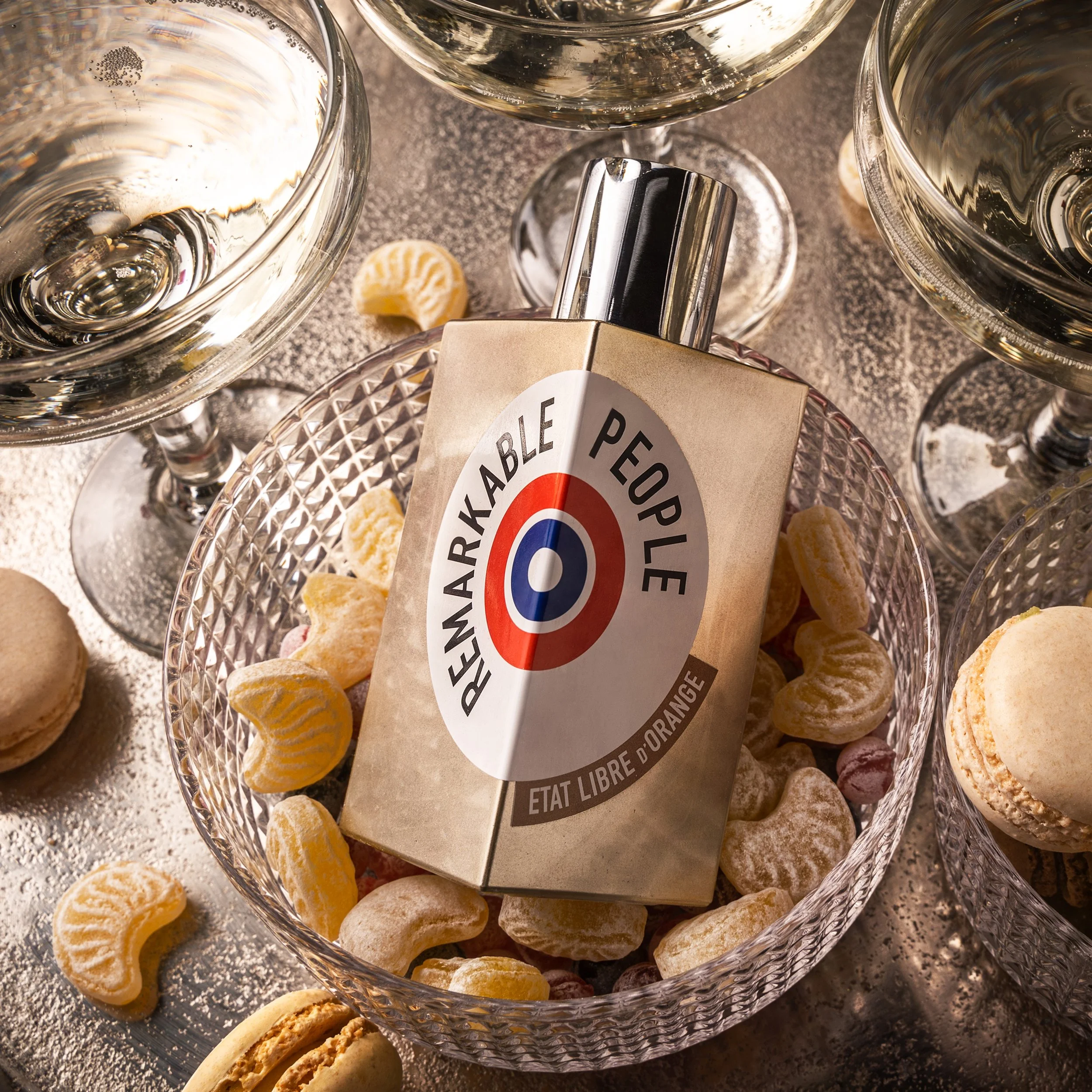  Photography   @lara_and_the_art   Art Direction, Setup &amp; Retouch  @alexhaidamac  