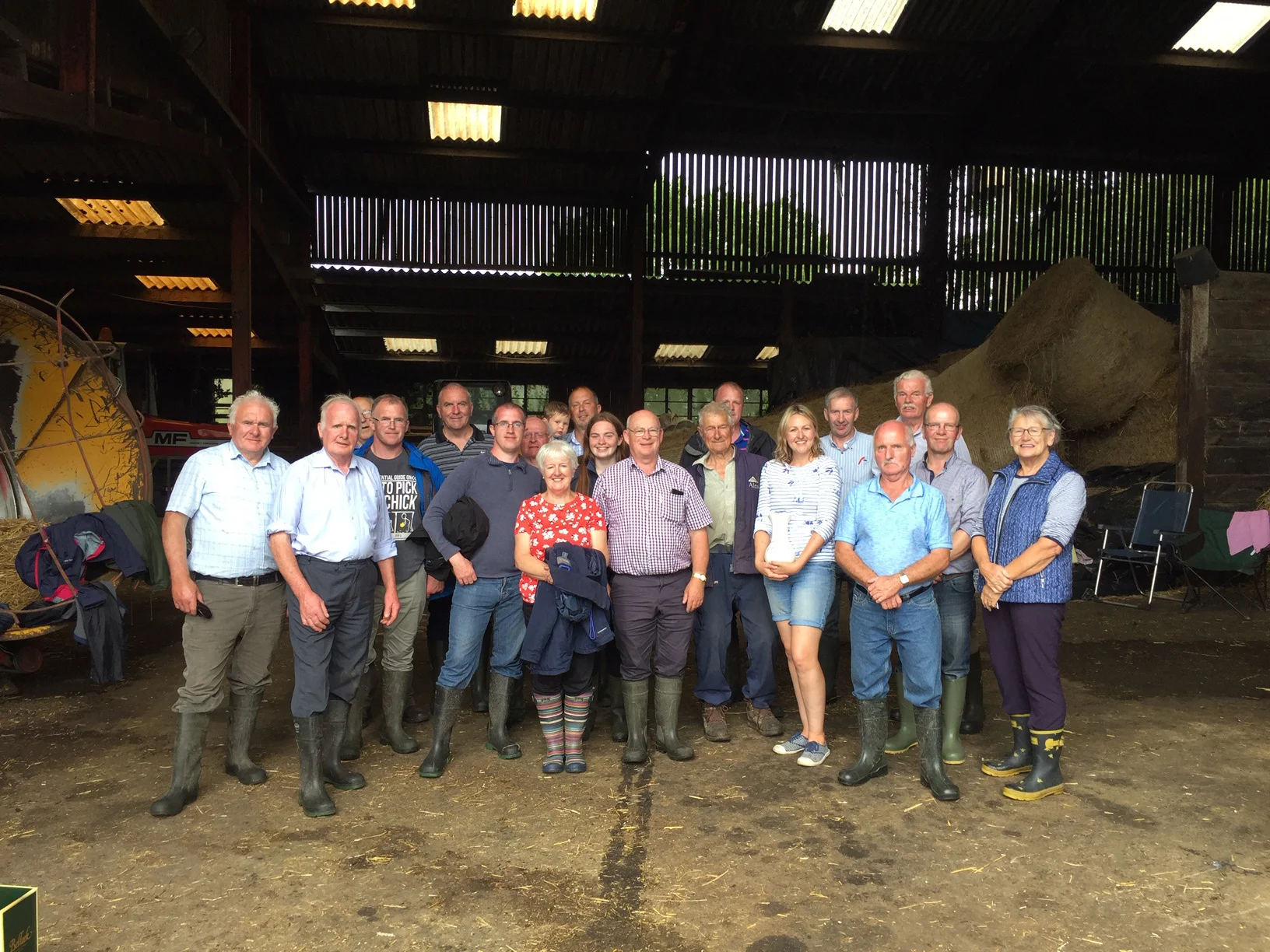 ni-club-visit-cow-6.jpg