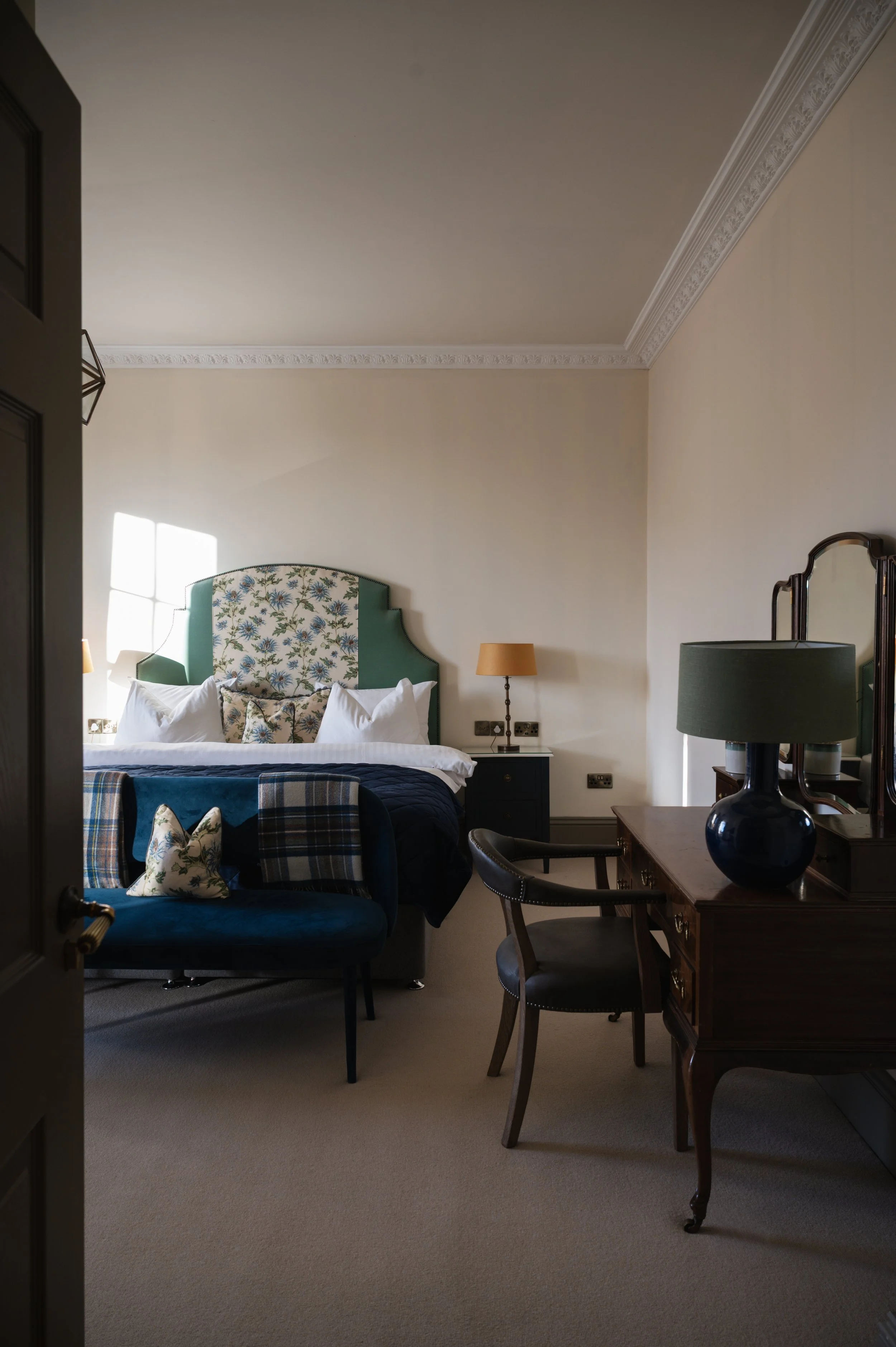 Solasta Creative X Atholl Arms The Residence  Room 23-1.jpg