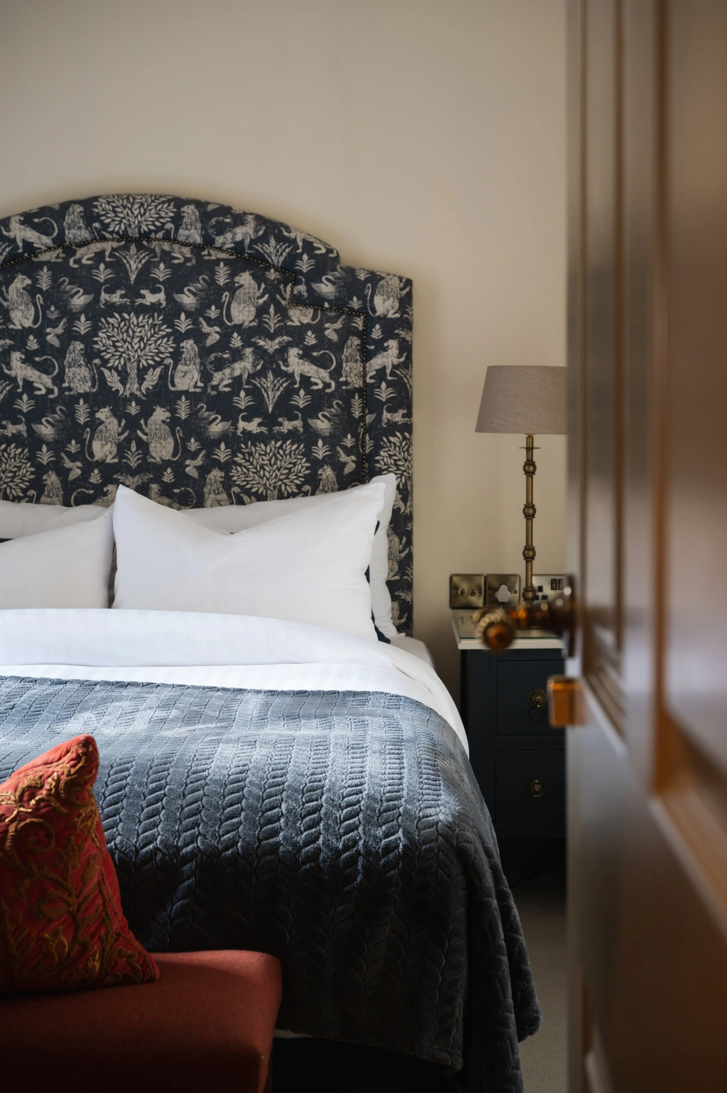 Solasta Creative X Atholl Arms The Residence  Room 21-3.jpg