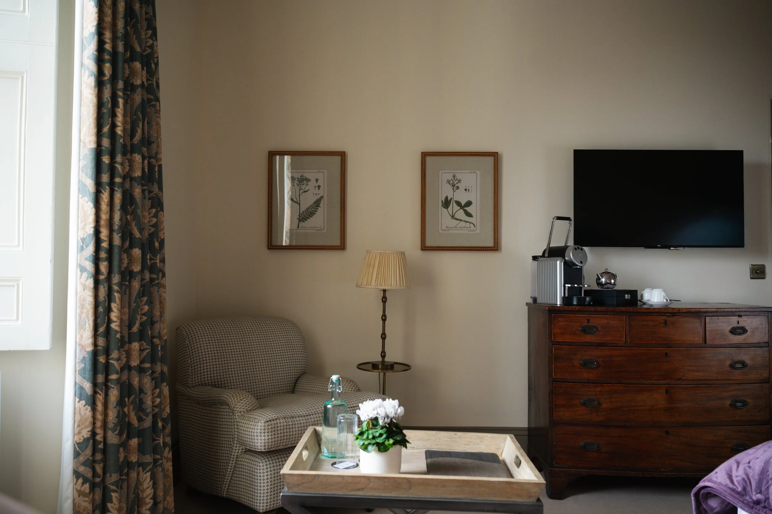 Solasta Creative X Atholl Arms The Residence  Room 22-8.jpg