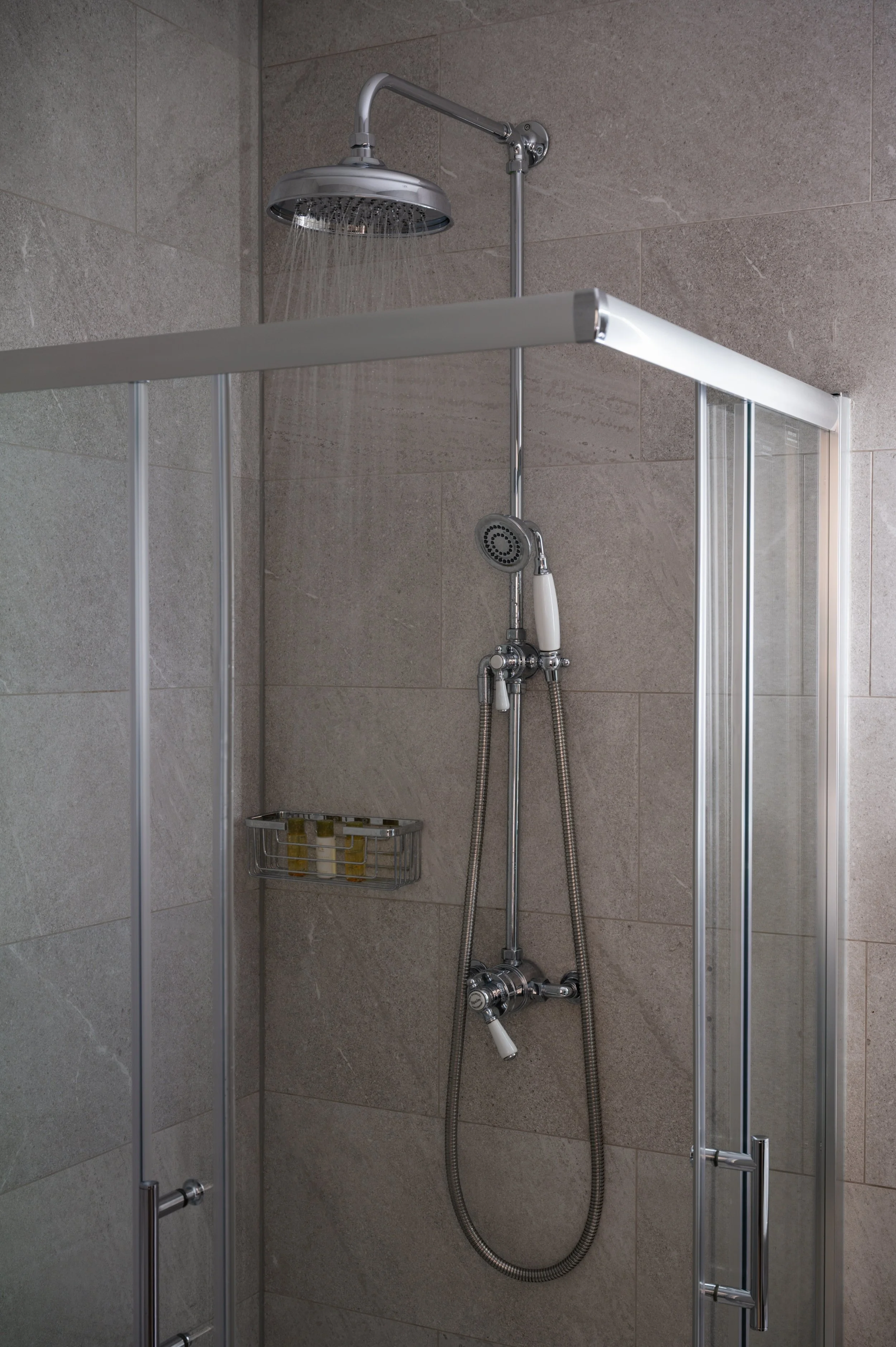 Solasta Creative X Atholl Arms The Residence  Room 22-16.jpg