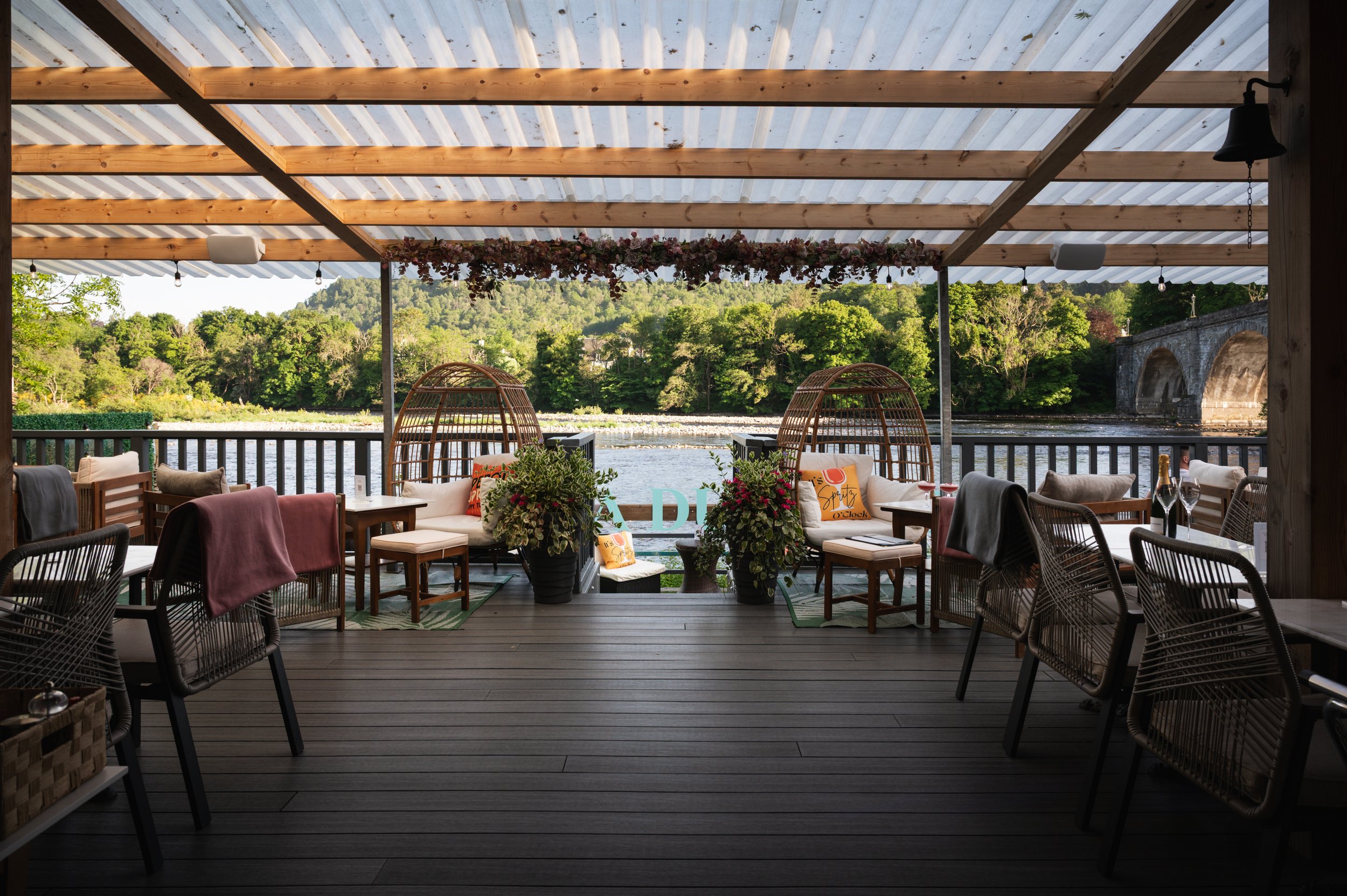 Solasta Creative X Atholl Arms & Azura-101.jpg