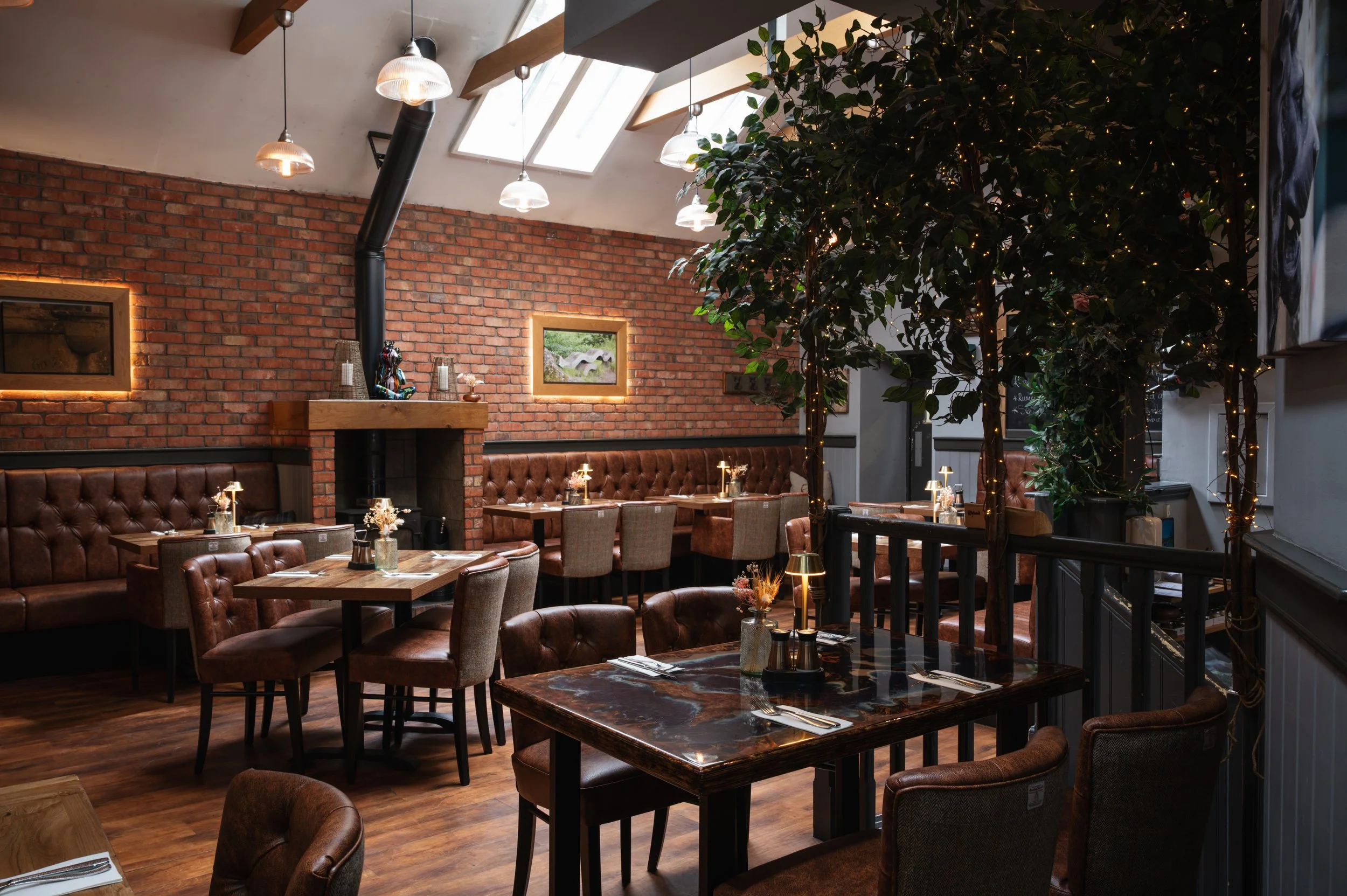 Solasta Creative X Atholl Arms & Azura-15.jpg