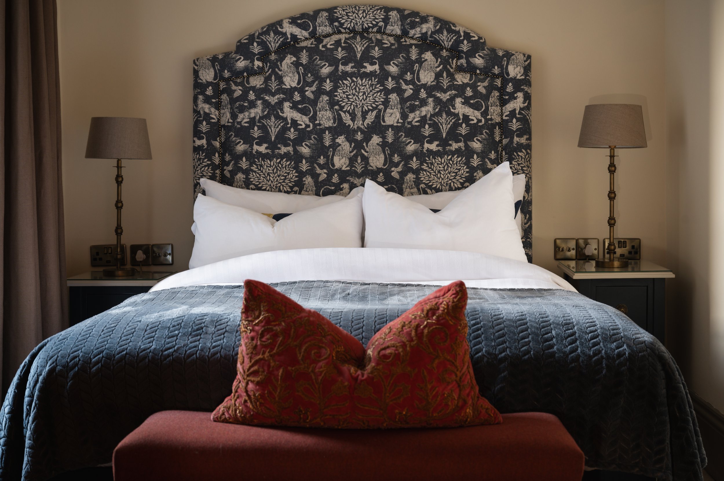 Solasta Creative X Atholl Arms The Residence  Room 21-2.jpg