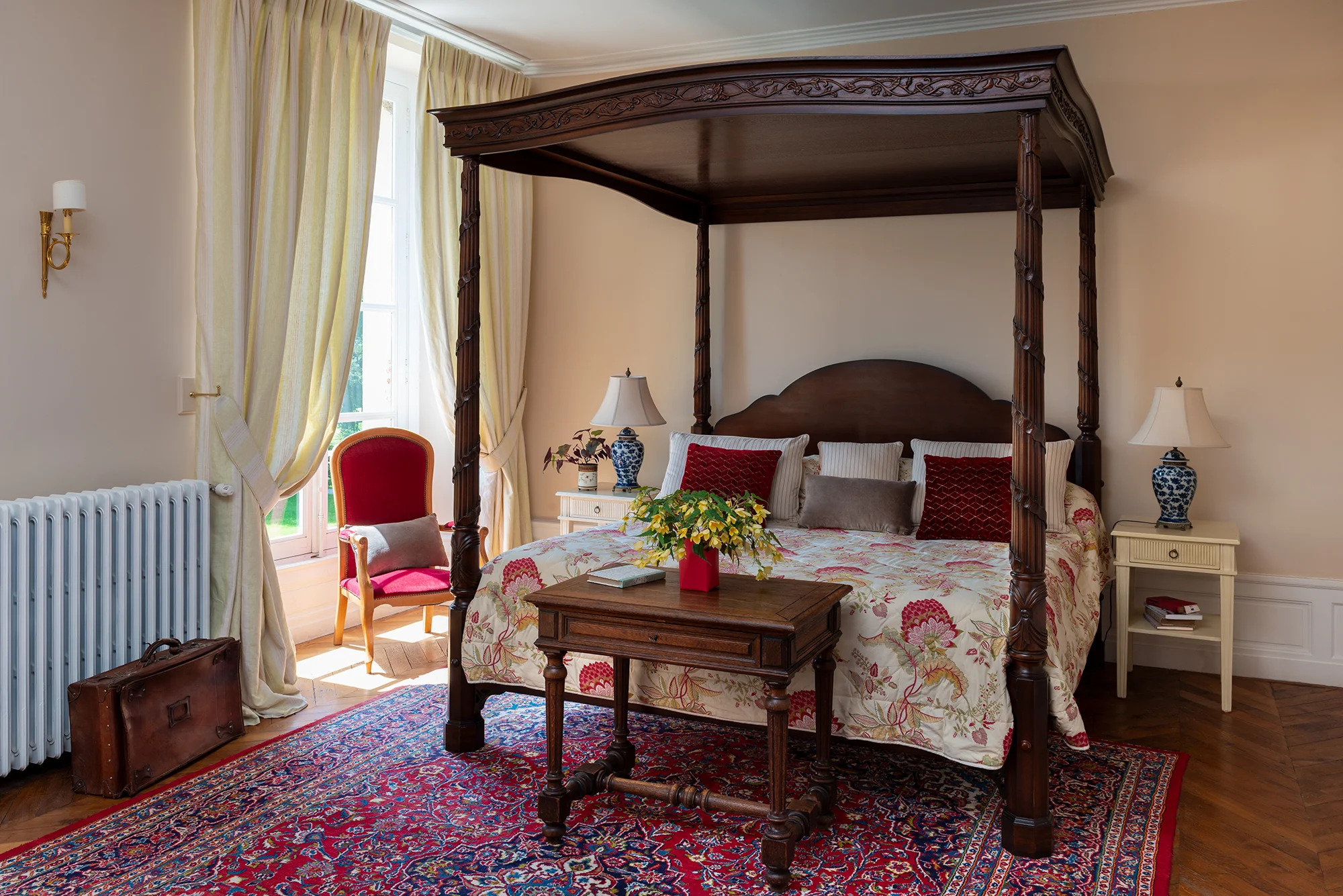 Chateau Booked
